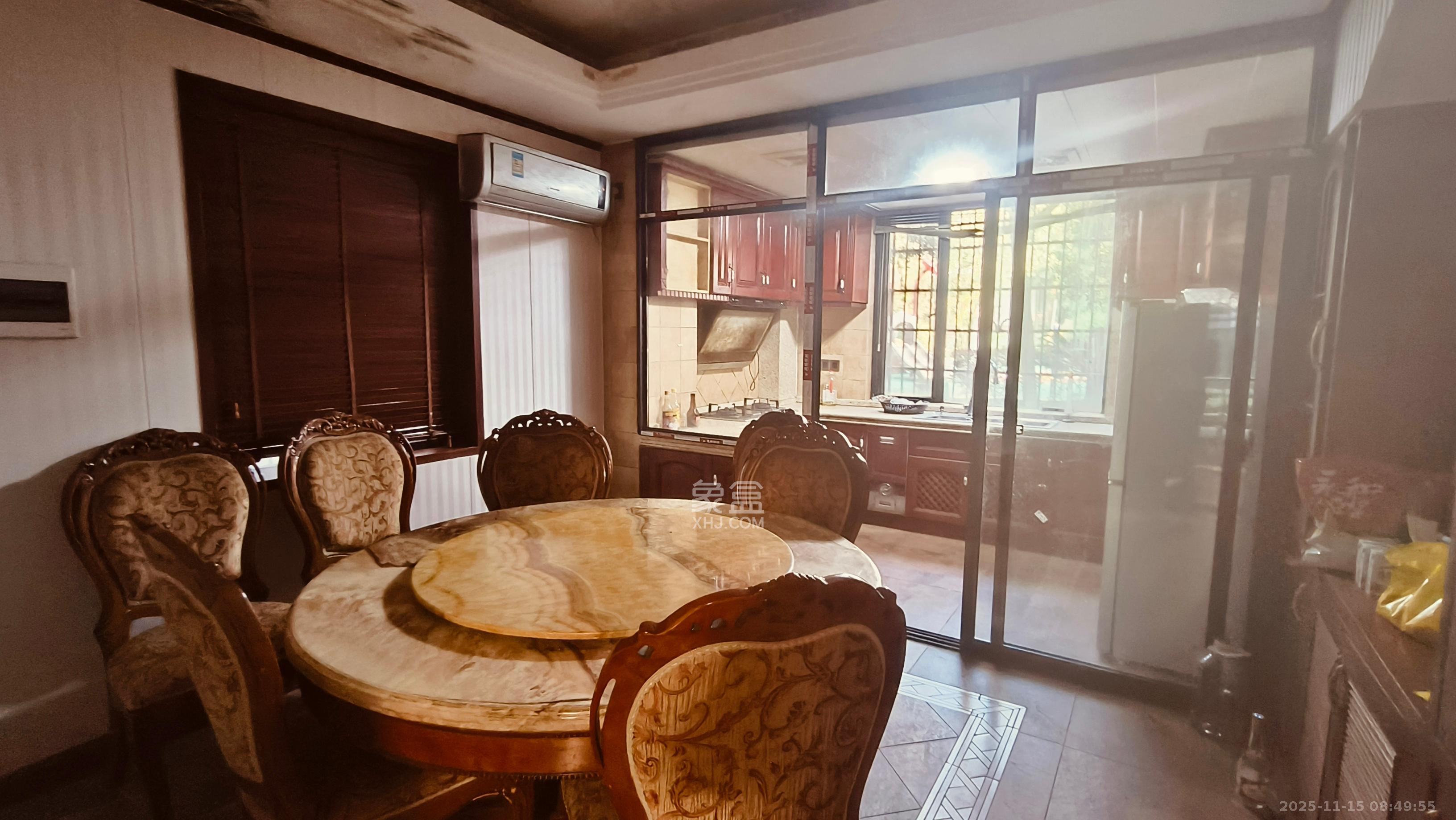 美林水郡  4室2厅2卫    2800.0元/月室内图