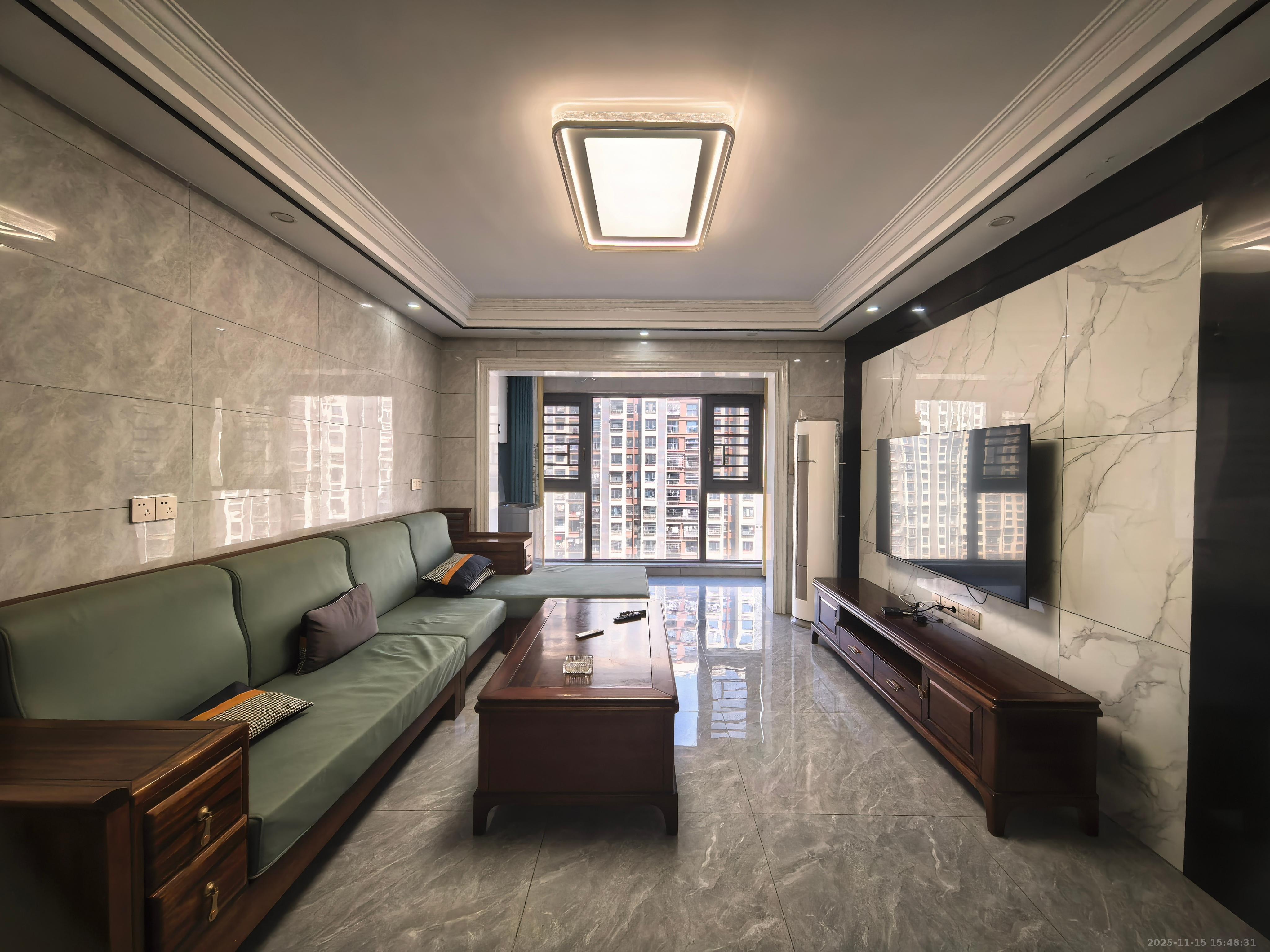 真人桥家园一期  4室2厅2卫    2600.0元/月