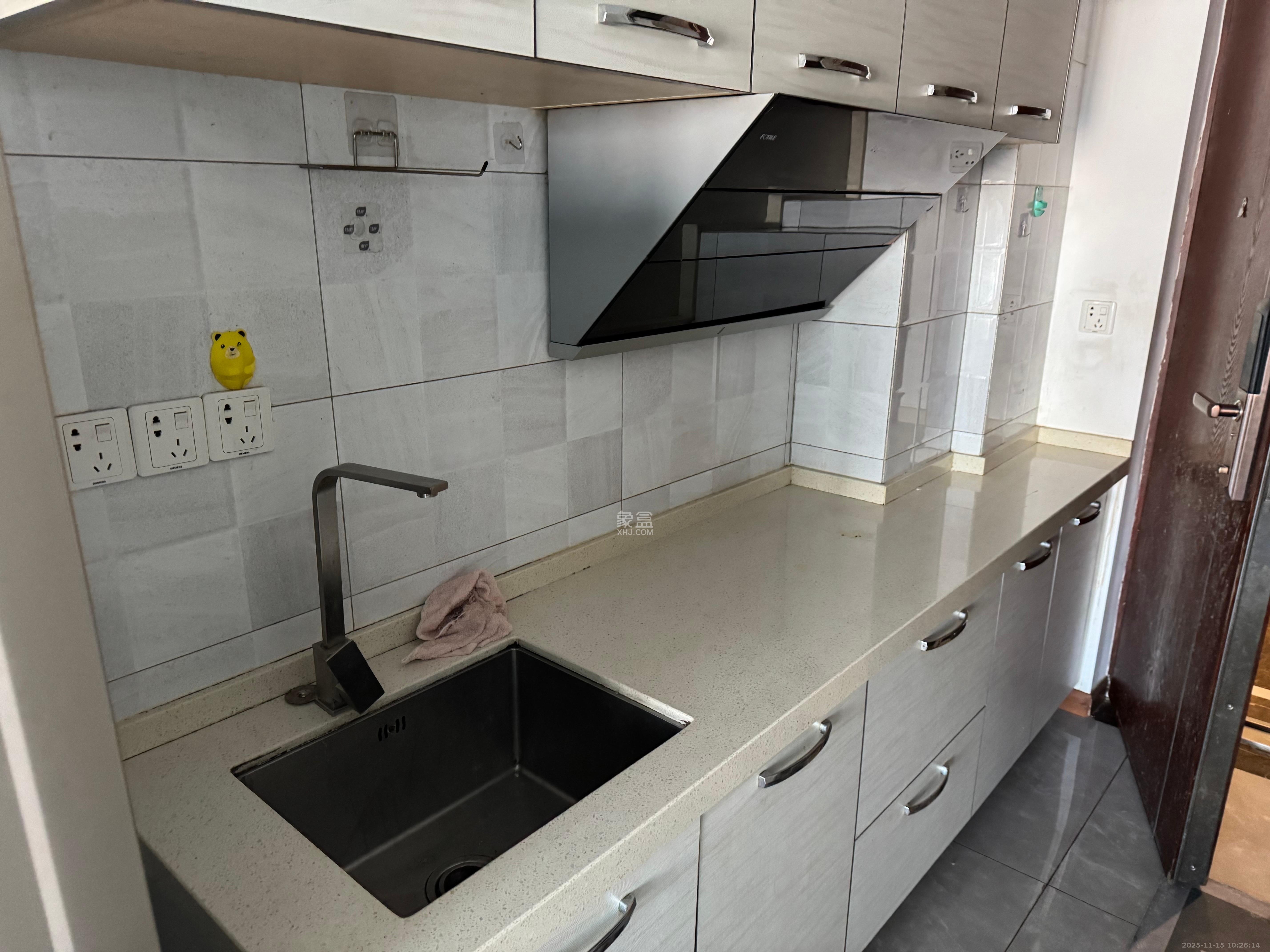 达美溪湖湾 2室1厅1卫 3200.0元/月 达美溪湖湾 2室1厅1卫 3200.0元/月室内图