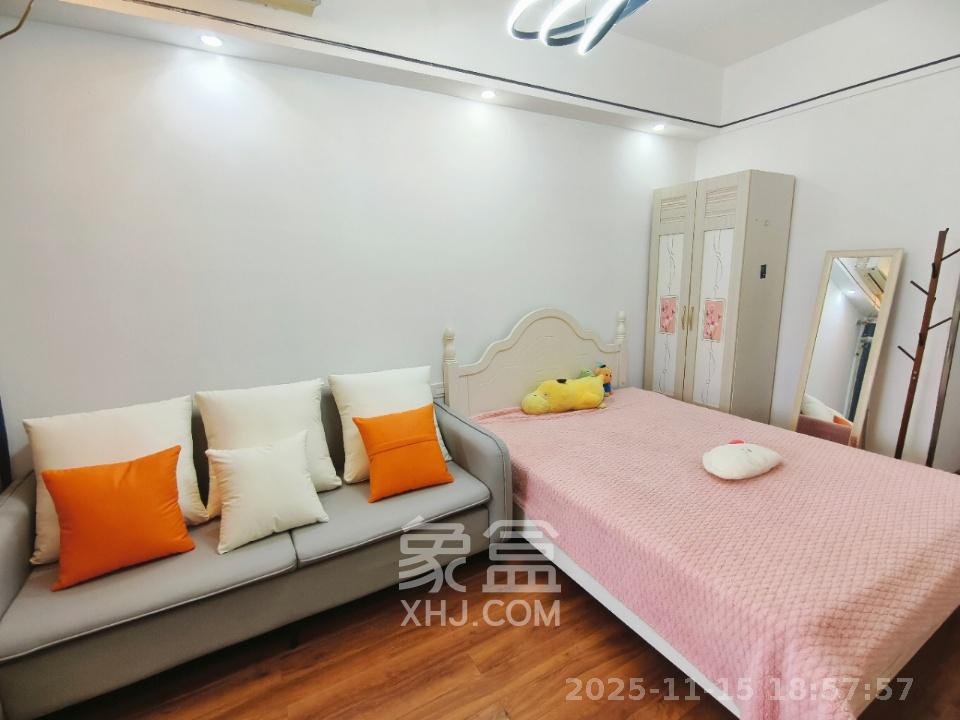 中建木莲工社 1室1厅1卫 1700.0元/月 中建木莲工社 1室1厅1卫 1700.0元/月室内图