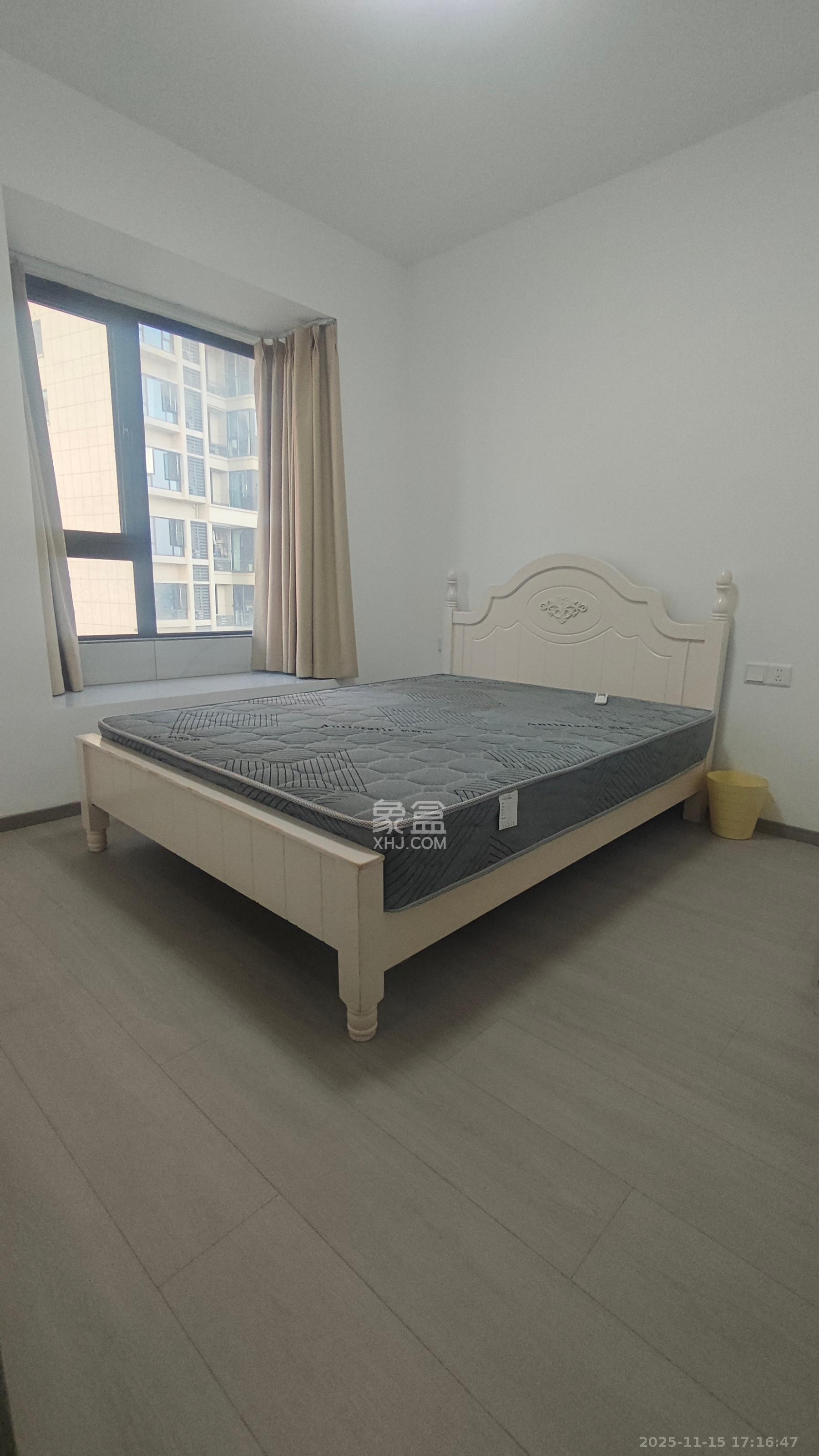 国润月湖郡 3室3厅2卫 3200.0元/月 国润月湖郡 3室3厅2卫 3200.0元/月室内图