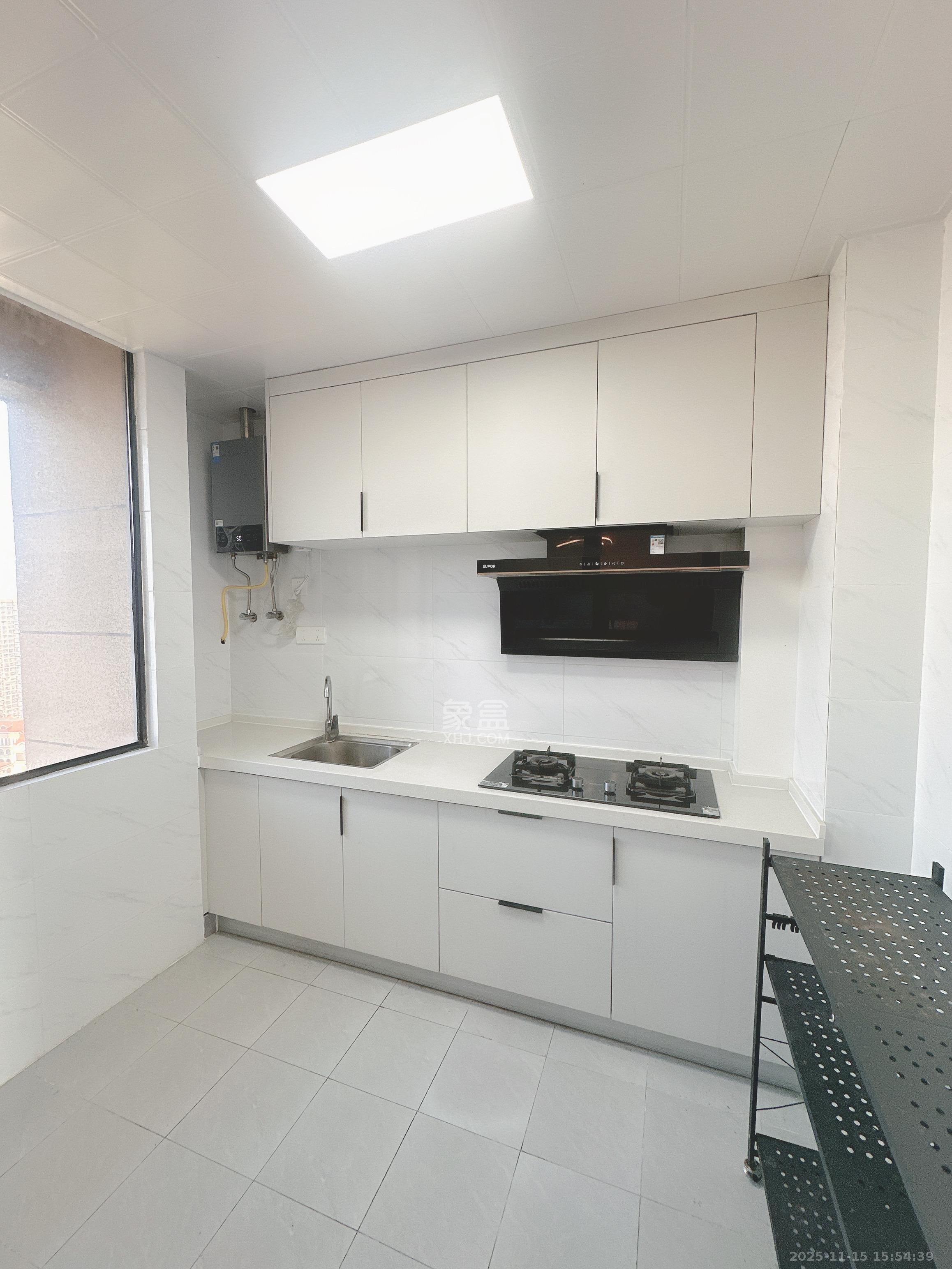 骑龙大街(骑龙苑) 3室2厅2卫 3300.0元/月 骑龙大街(骑龙苑) 3室2厅2卫 3300.0元/月室内图