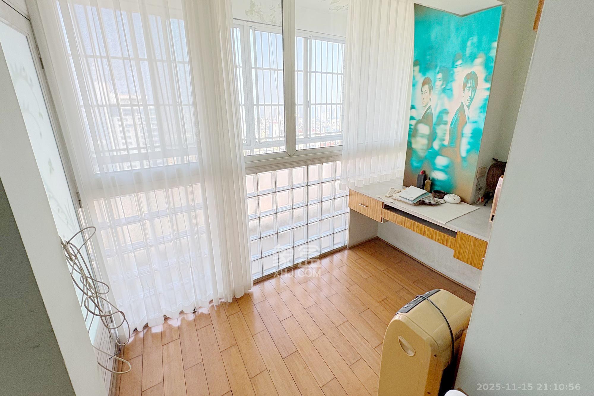 香格里嘉园  3室1厅1卫    121.0万阳台