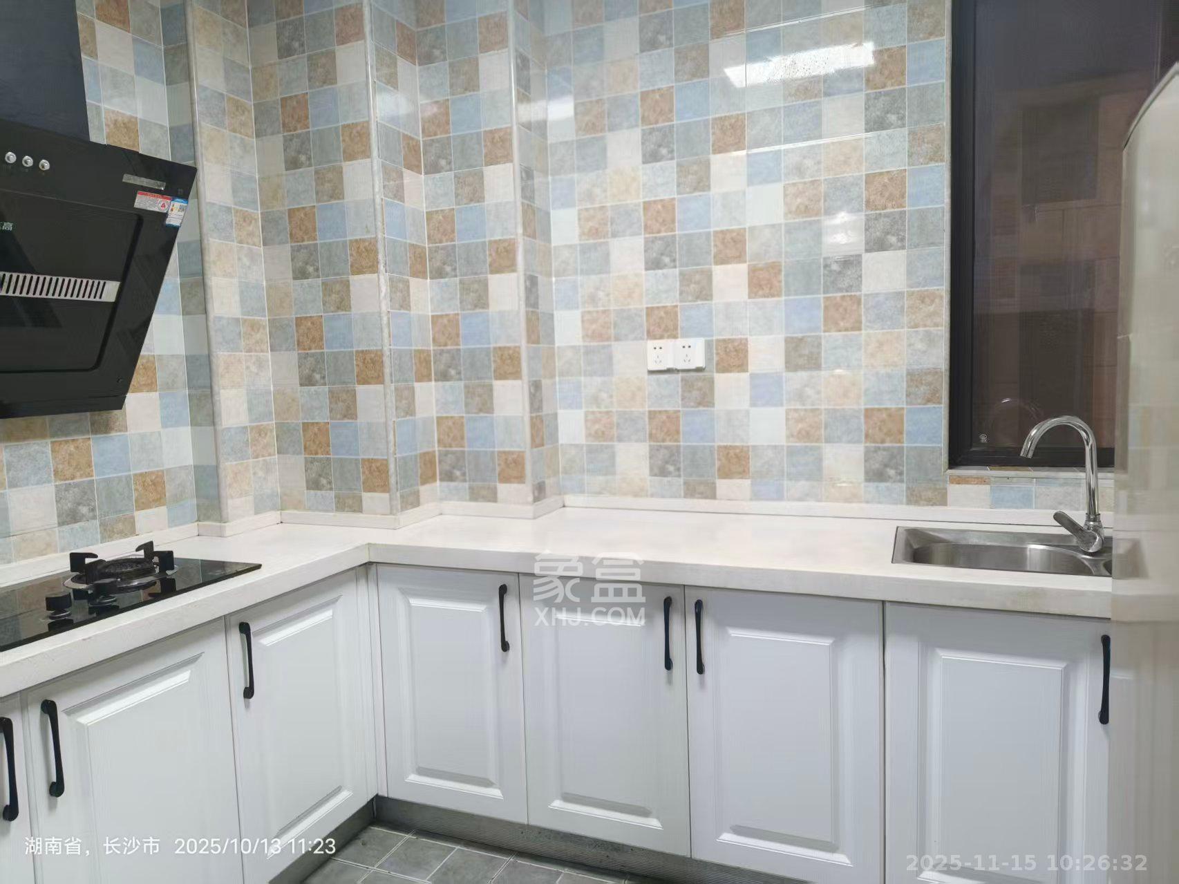 光明E城 3室2厅1卫 2500.0元/月 光明E城 3室2厅1卫 2500.0元/月室内图