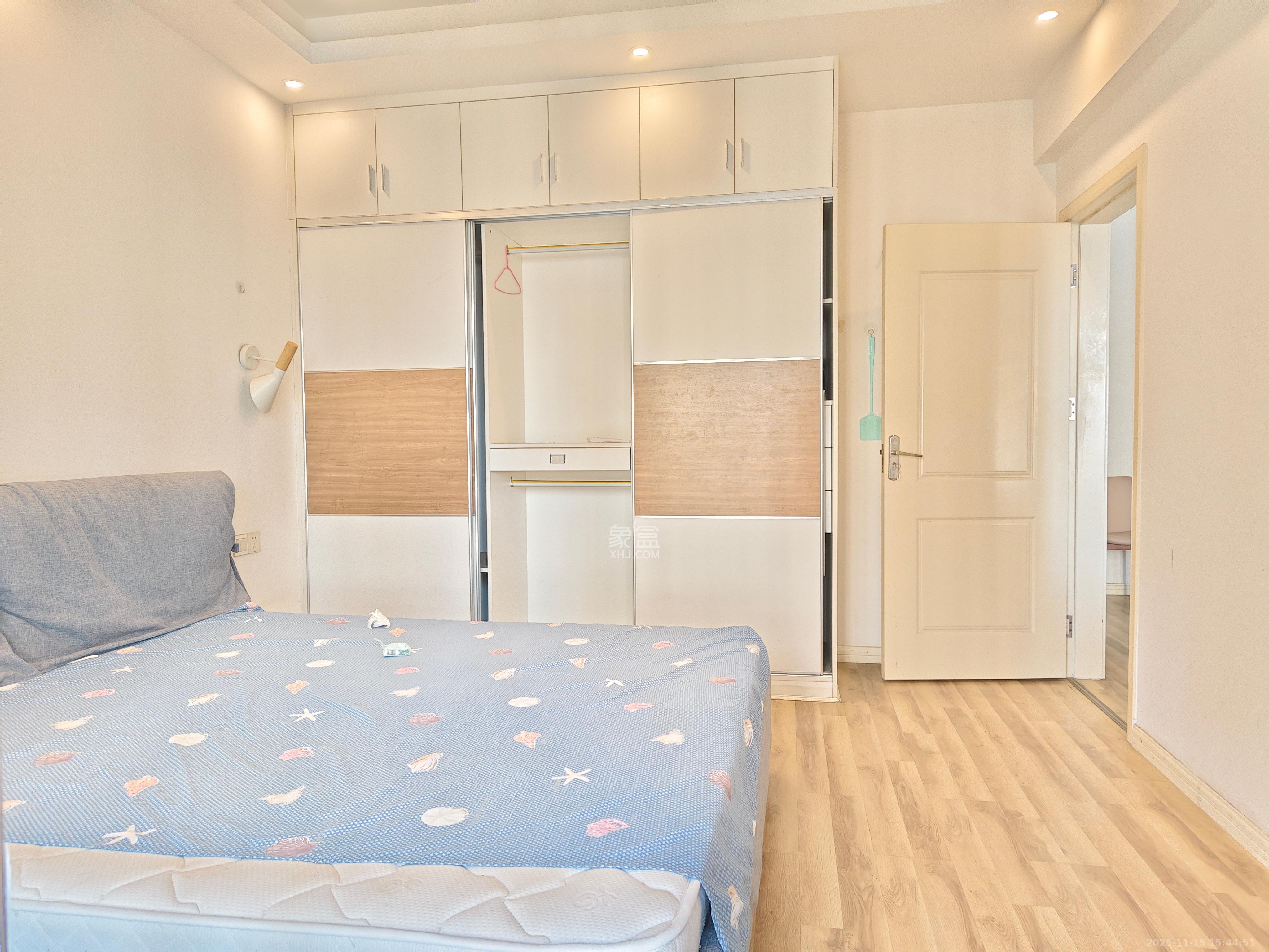 HC新城（建工集团单位房）  2室1厅1卫    2400.0元/月室内图