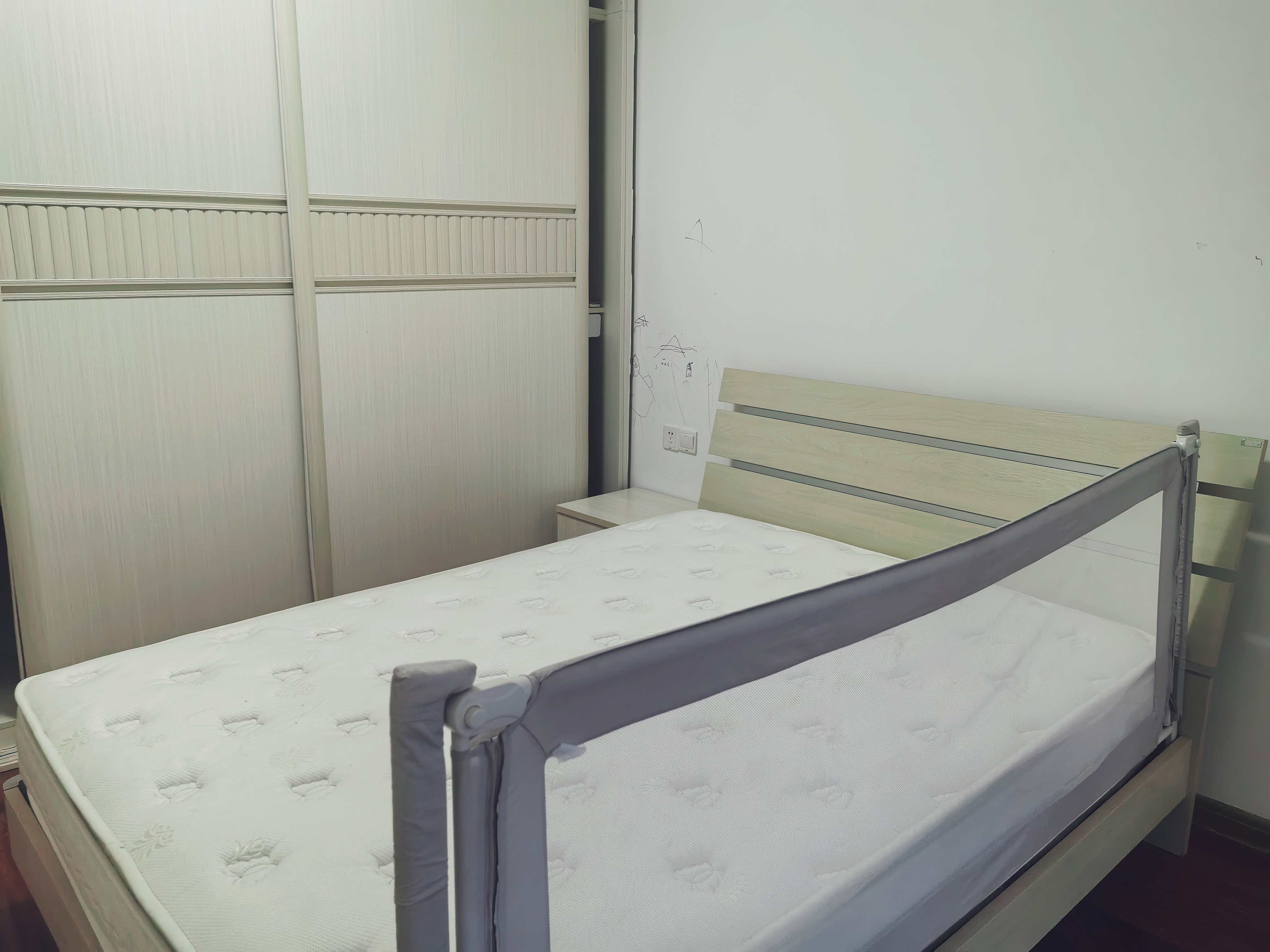 环强御景湾  3室2厅1卫    3000.0元/月室内图