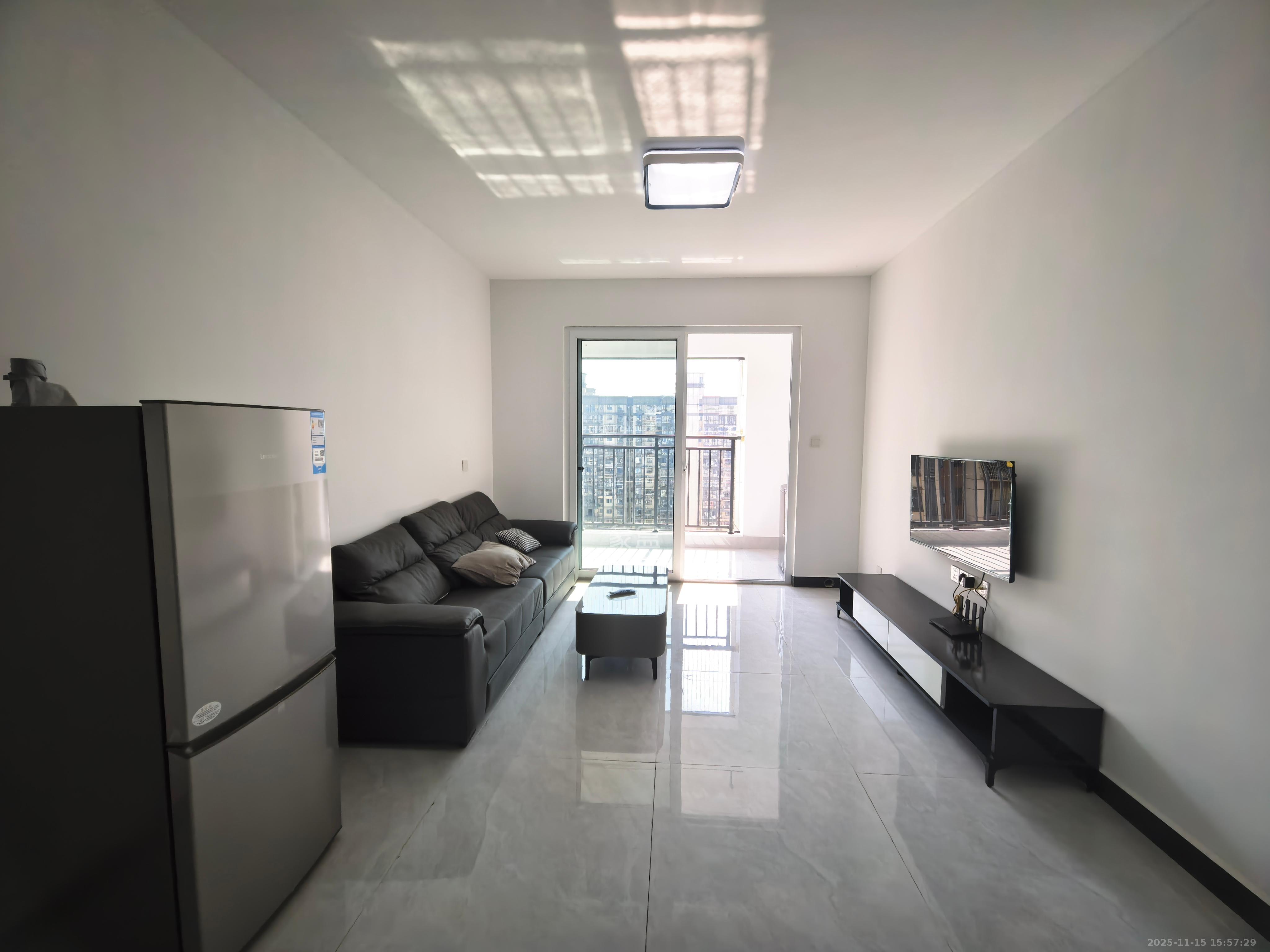 真人桥家园二期 2室2厅1卫 1700.0元/月 真人桥家园二期 2室2厅1卫 1700.0元/月室内图