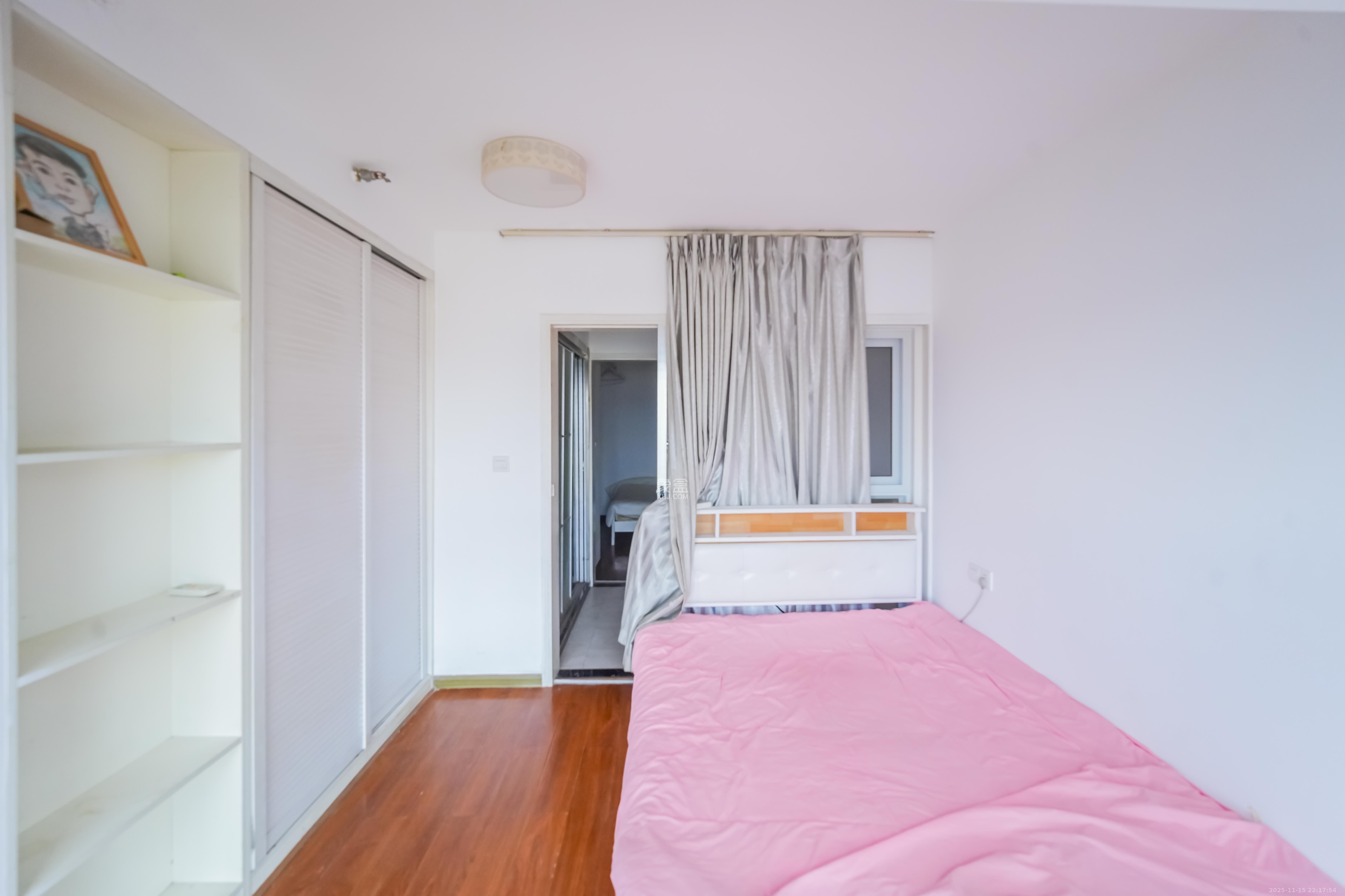 金色loft（鑫秋大厦）  2室2厅2卫    1850.0元/月室内图