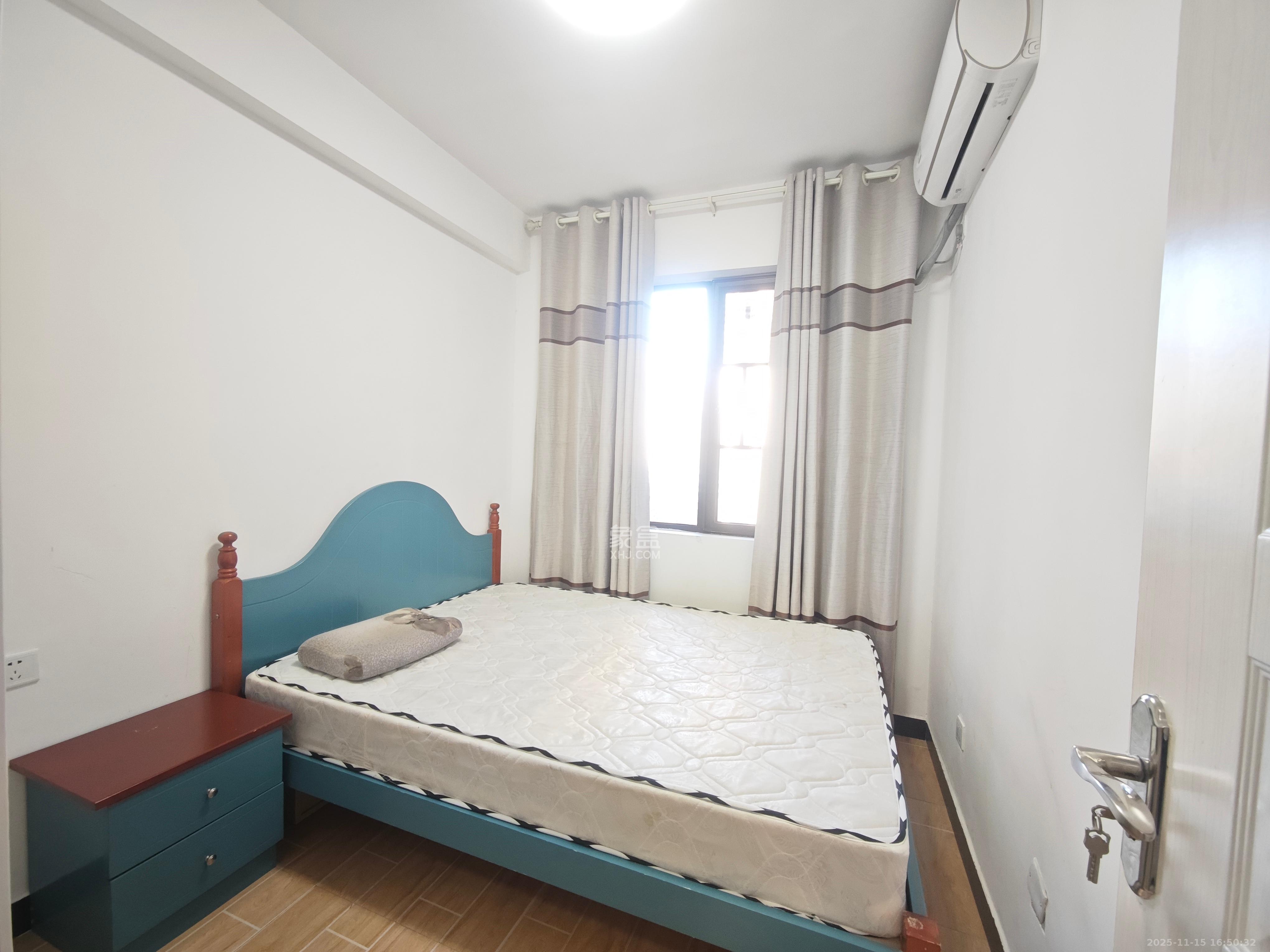 中国铁建梅溪青秀二期  4室2厅2卫    2800.0元/月室内图