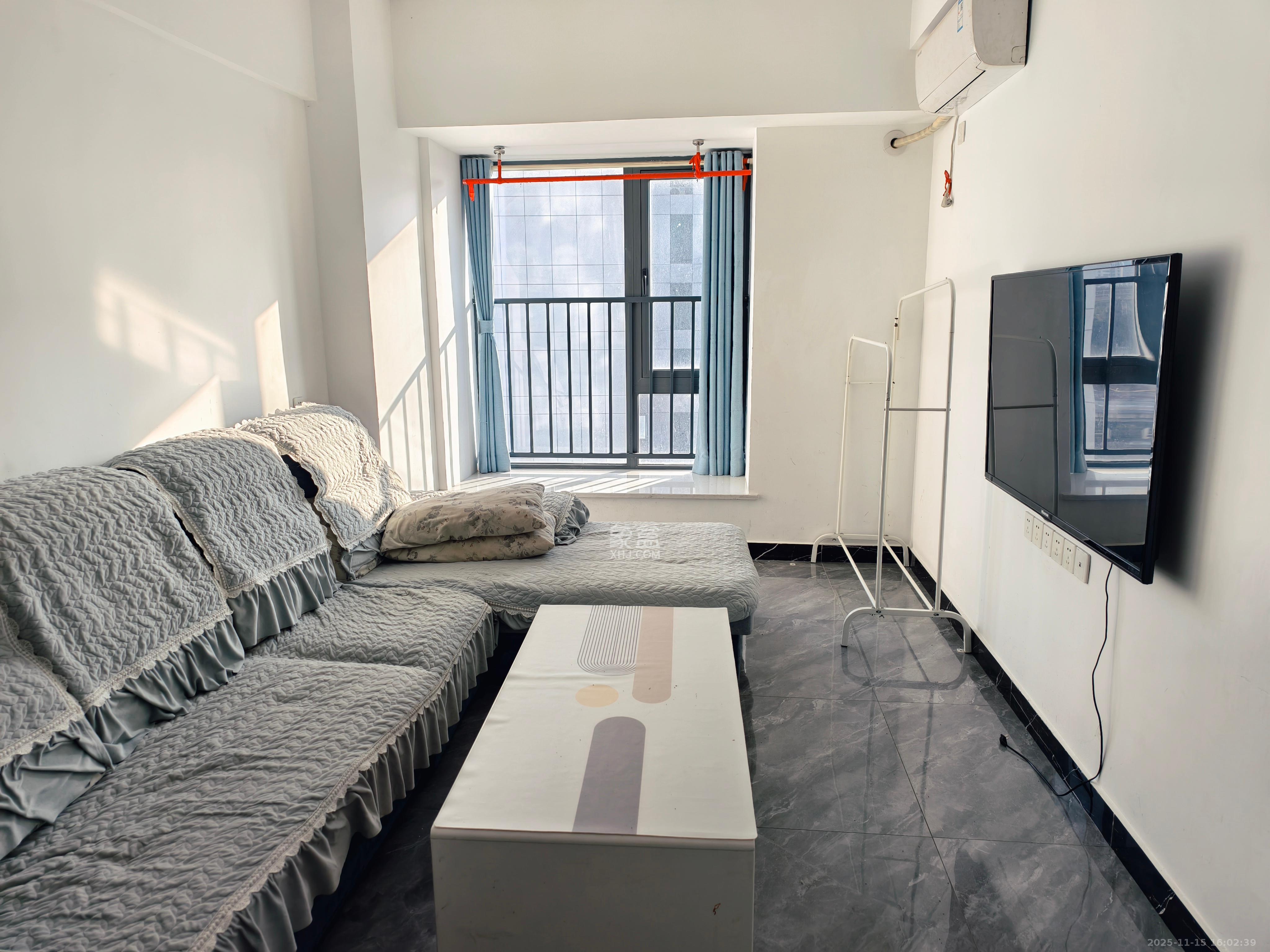 复地星光天地 1室1厅1卫 2000.0元/月 复地星光天地 1室1厅1卫 2000.0元/月室内图