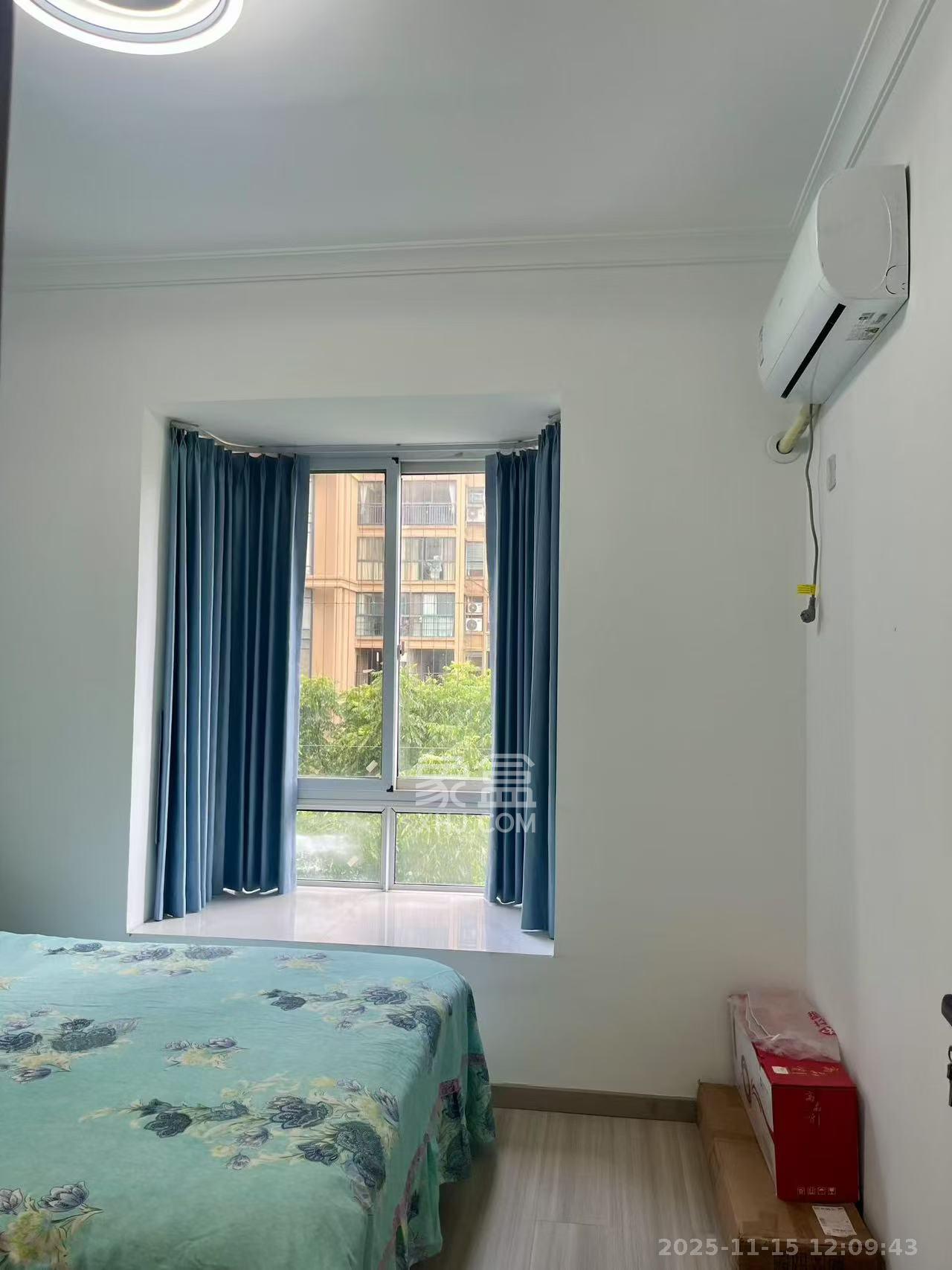 星城荣域  3室2厅2卫    4600.0元/月室内图