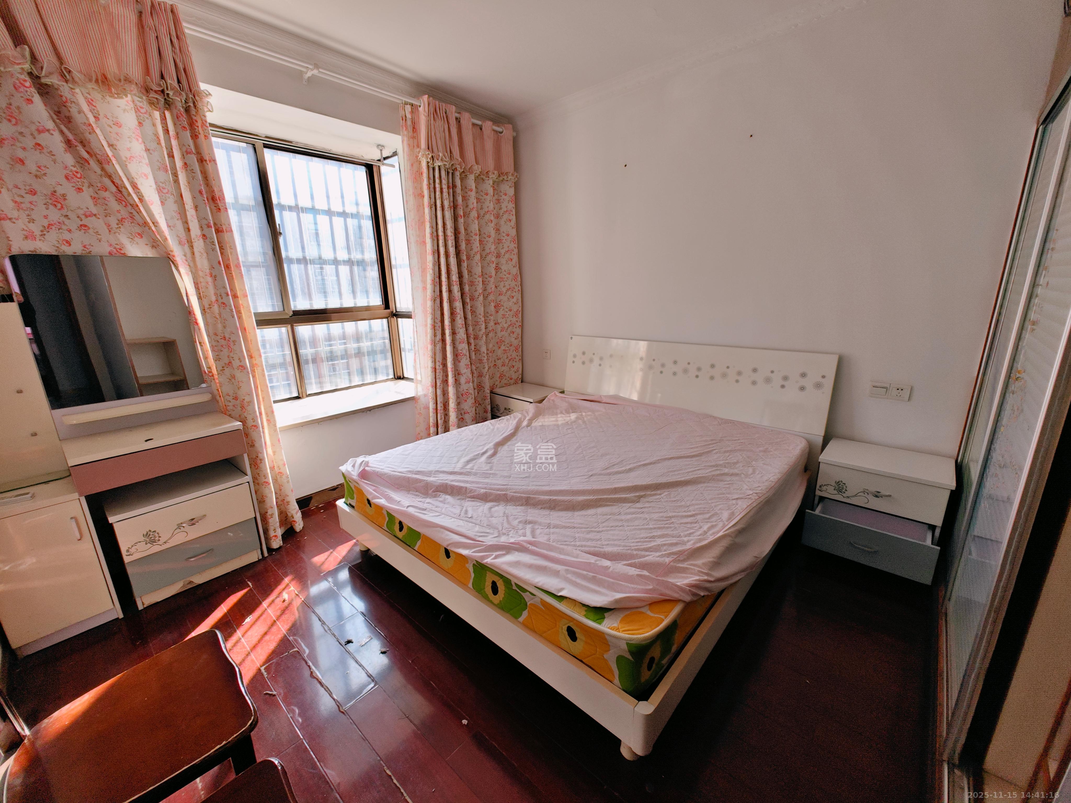 湘翰御舍  3室2厅1卫    2280.0元/月室内图