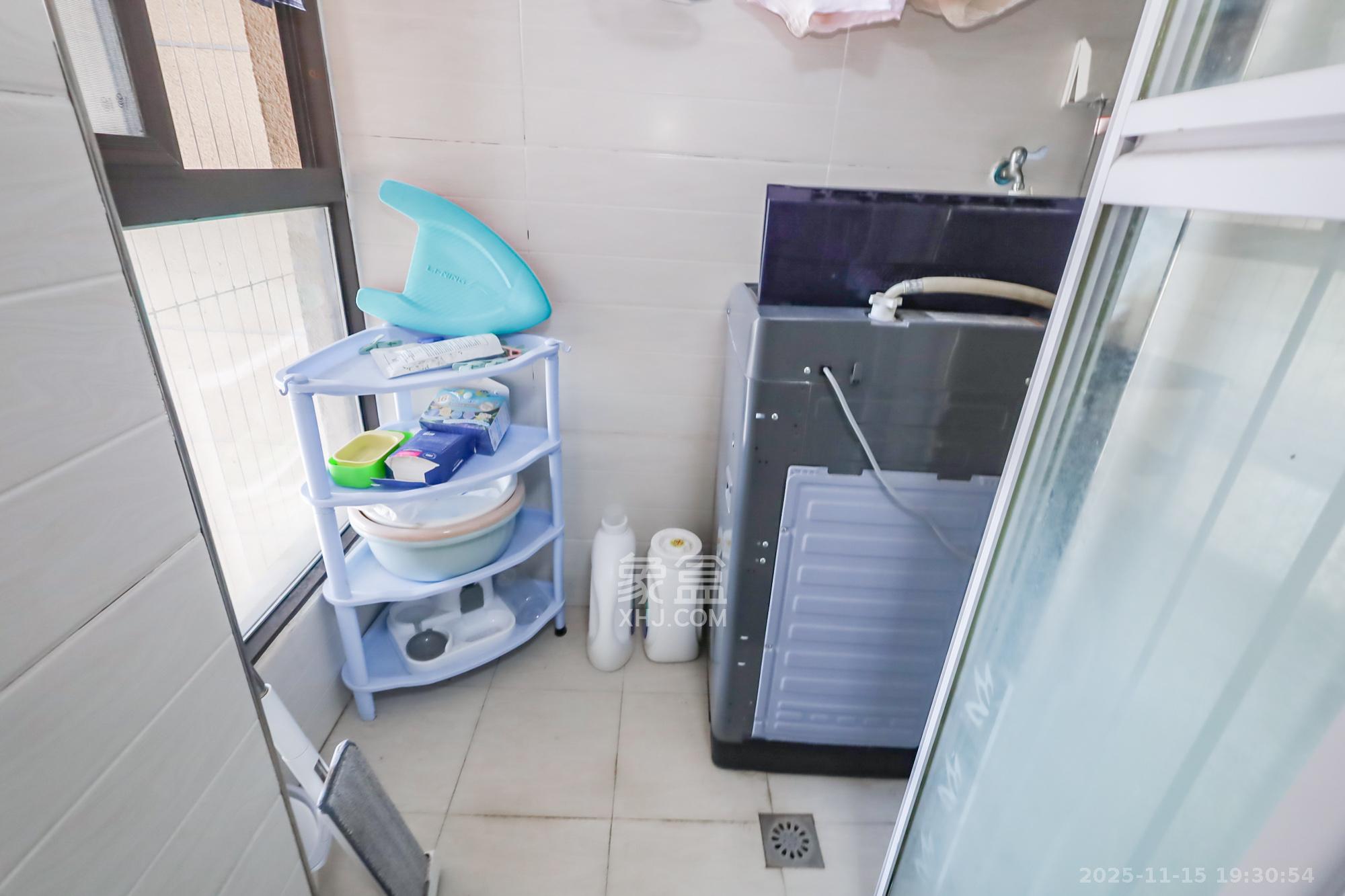 阳光丽城一期  2室1厅1卫    76.0万其他