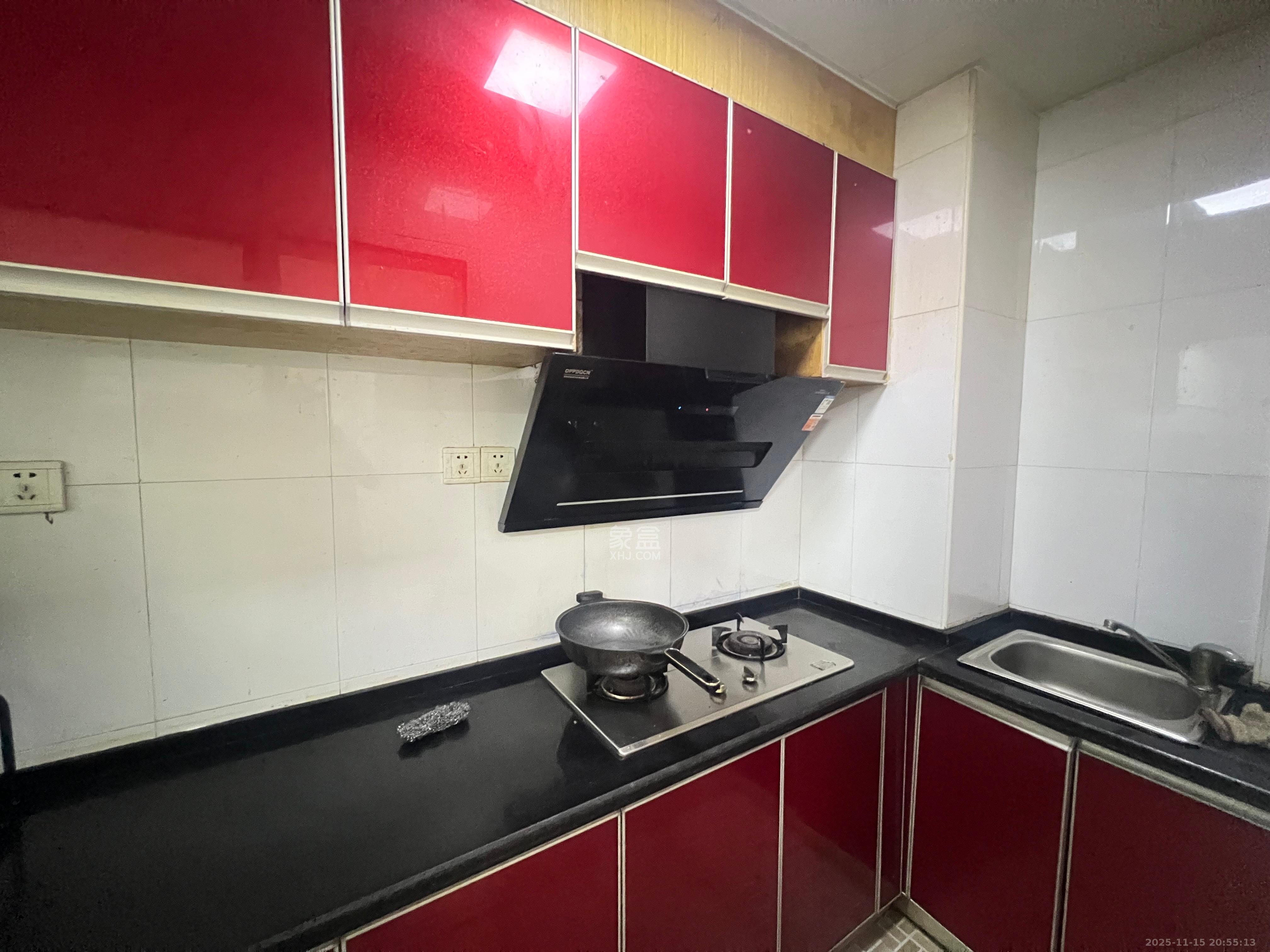 红区抽屉  1室1厅1卫    1550.0元/月室内图