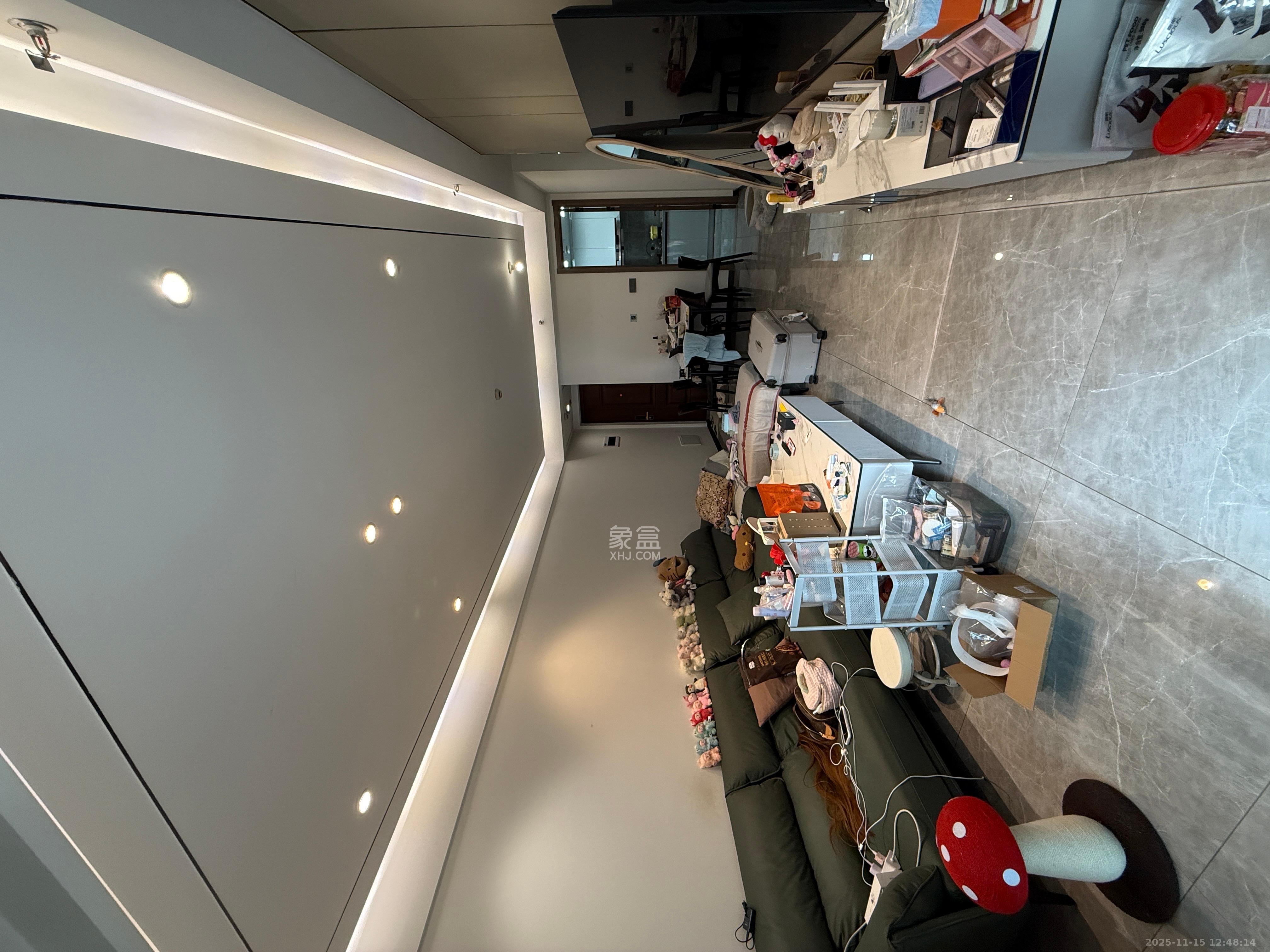 卓越中寰 3室2厅1卫 4000.0元/月 卓越中寰 3室2厅1卫 4000.0元/月室内图