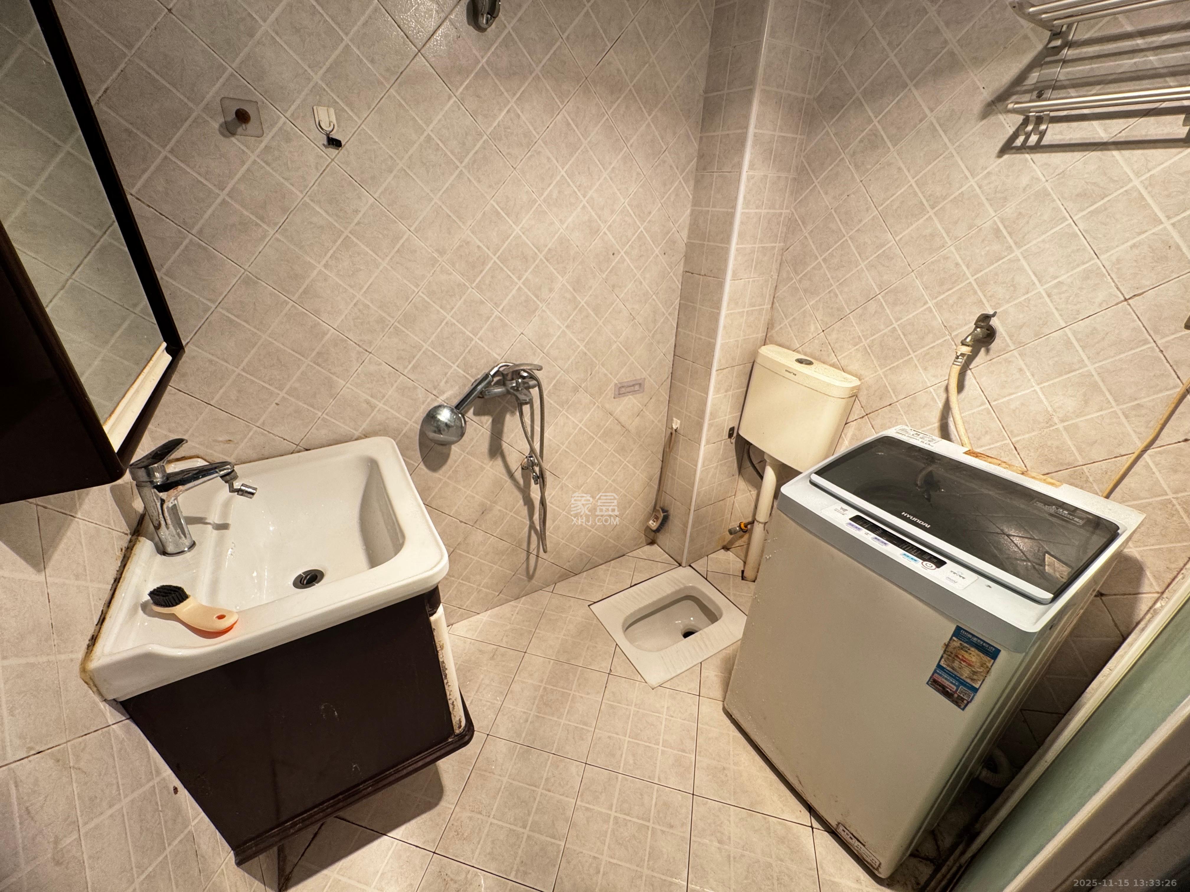 海林馨香雅苑 1室1厅1卫 1500.0元/月 海林馨香雅苑 1室1厅1卫 1500.0元/月室内图