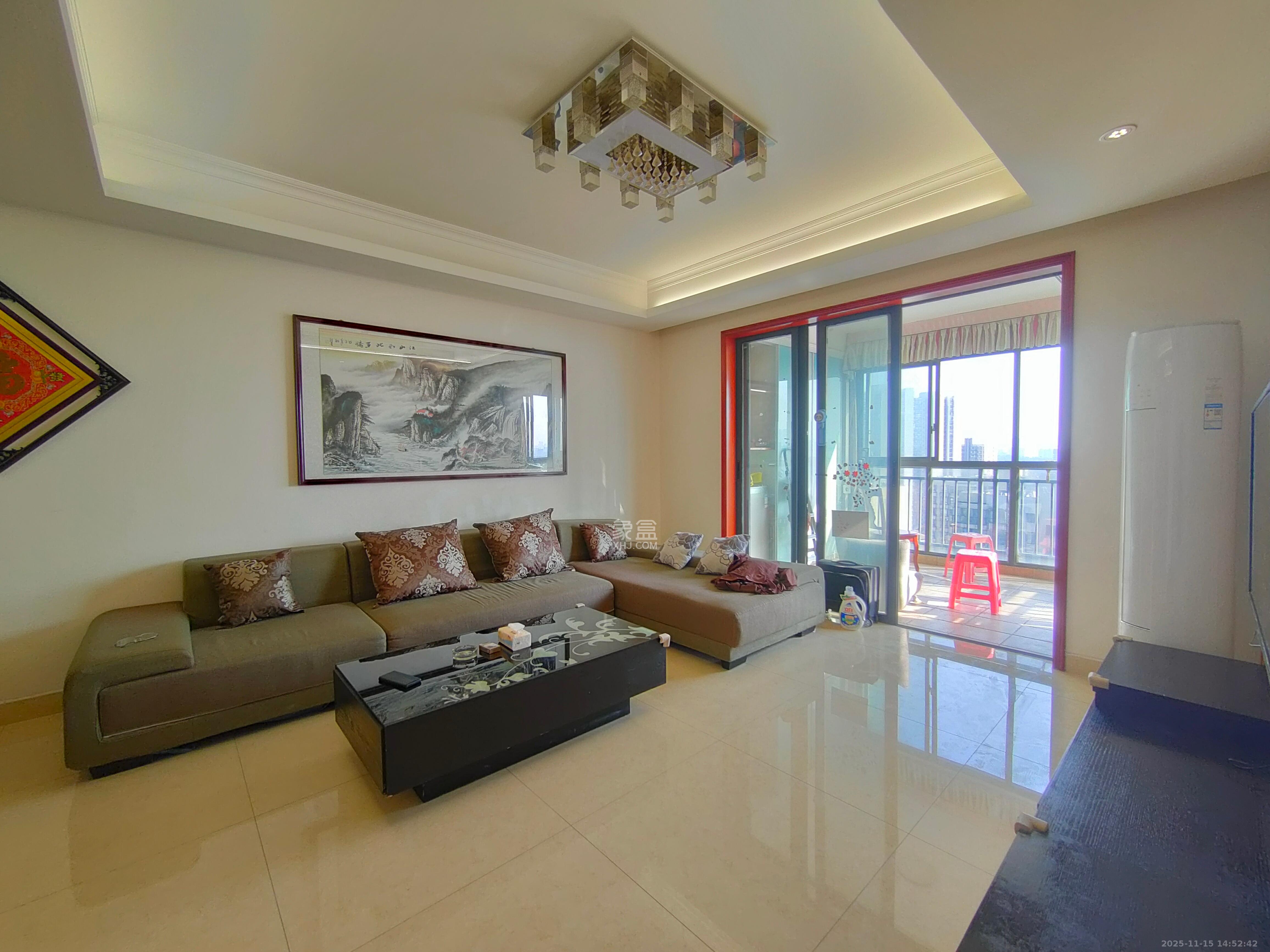 莱茵城  3室2厅2卫    2700.0元/月室内图