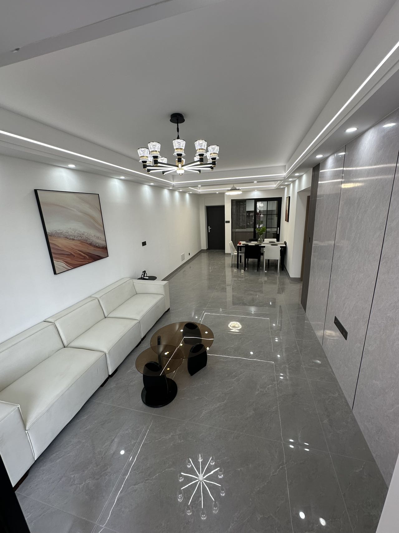 红城湖延长线(别名:滨江华庭) 3室1厅1卫 125.0万 红城湖延长线(别名:滨江华庭) 3室1厅1卫 125.0万室内图