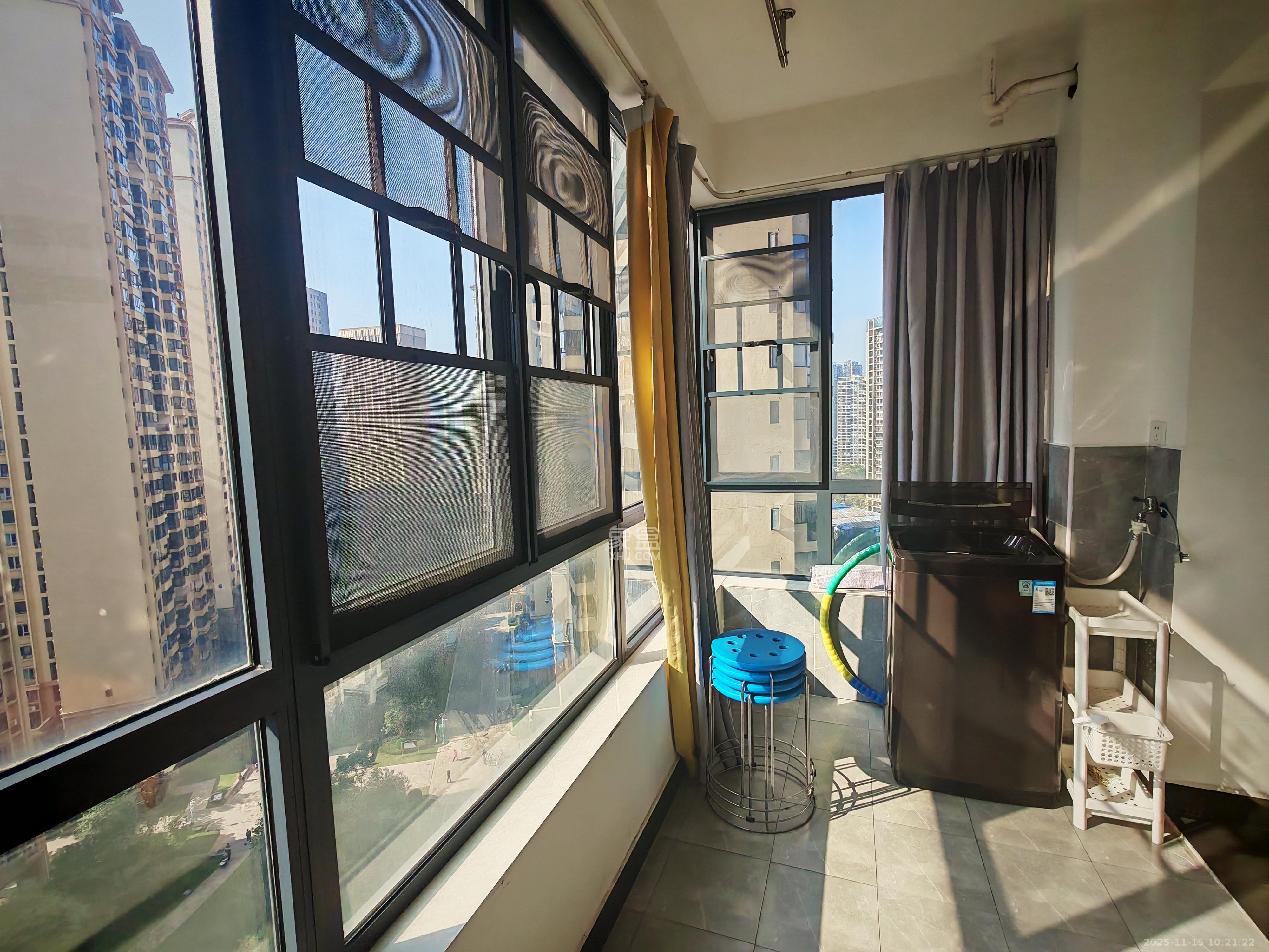 钱隆世家  2室2厅1卫    1800.0元/月室内图