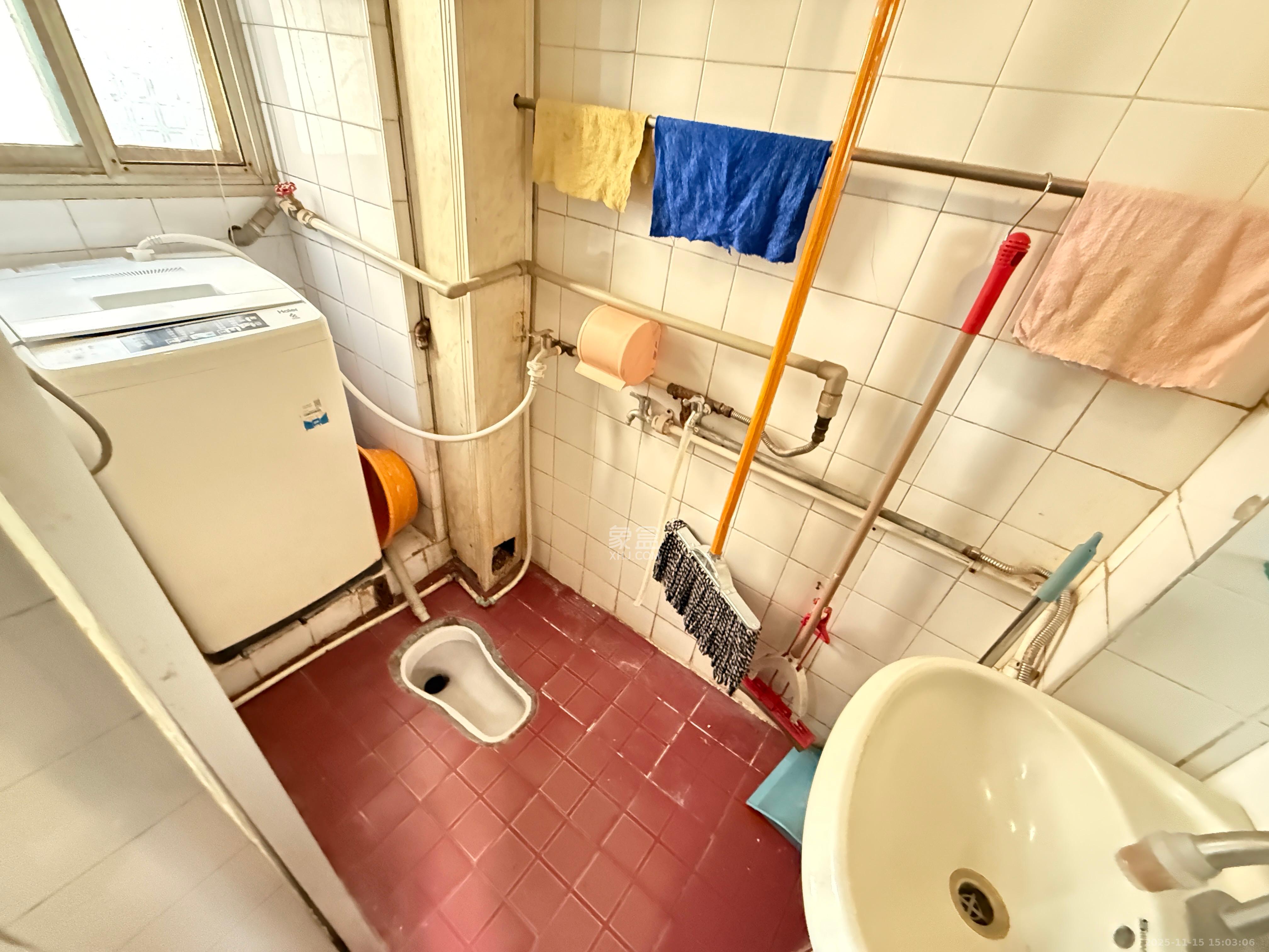 解放四村石子冲  2室1厅1卫    1800.0元/月室内图