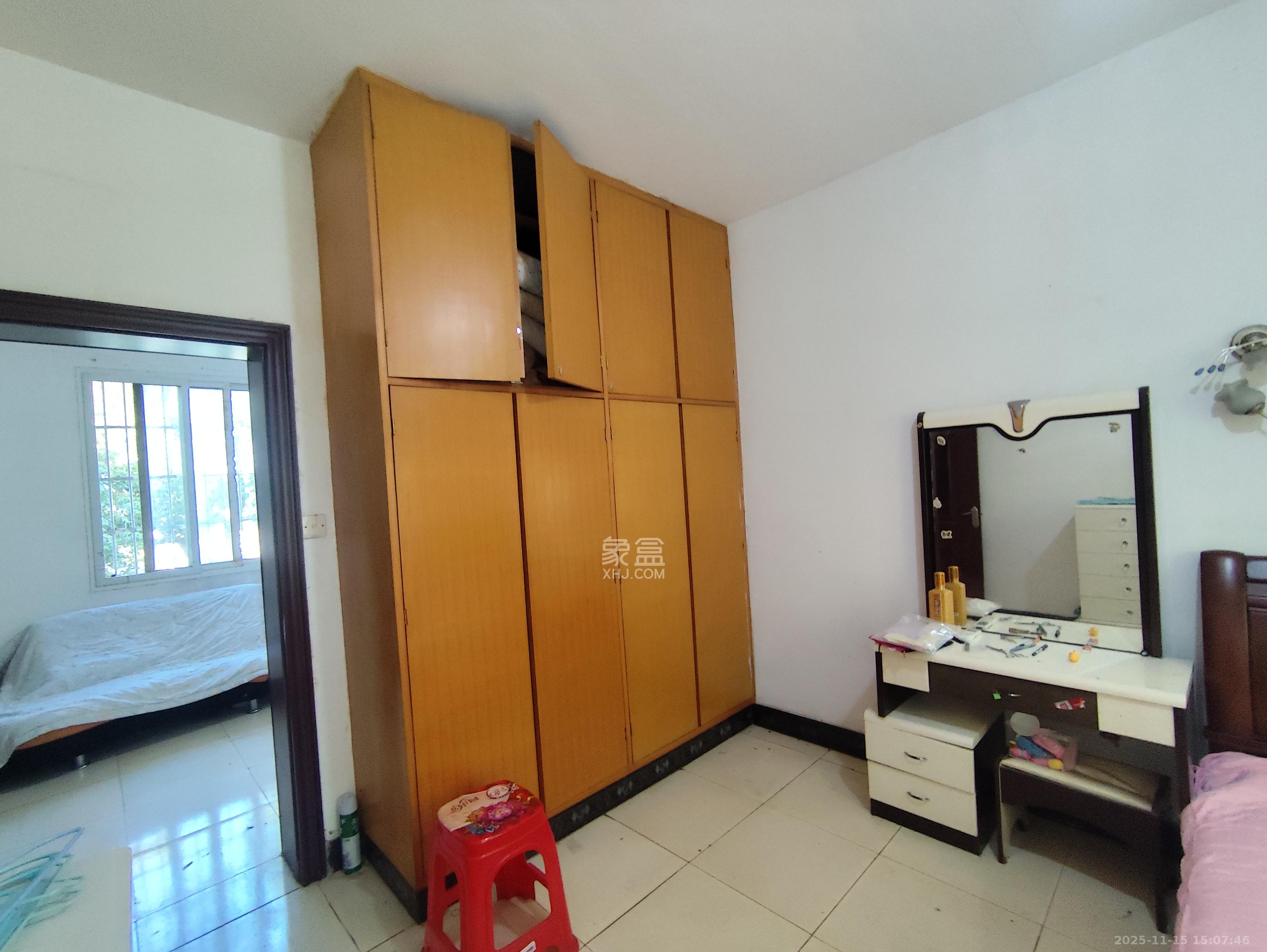 星沙镇泉塘村(司法学院宿舍) 2室2厅1卫 1000.0元/月 星沙镇泉塘村(司法学院宿舍) 2室2厅1卫 1000.0元/月室内图