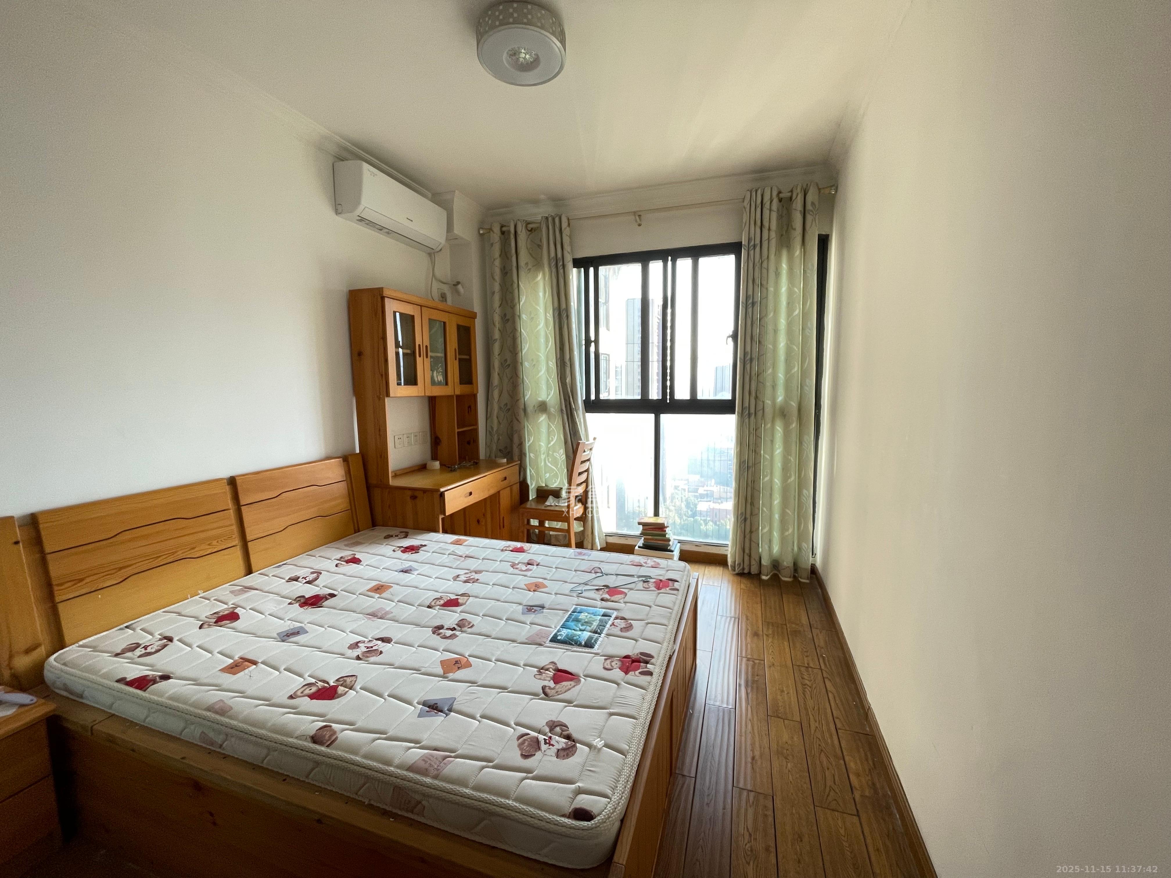 融科东南海 3室2厅2卫 2300.0元/月 融科东南海 3室2厅2卫 2300.0元/月室内图