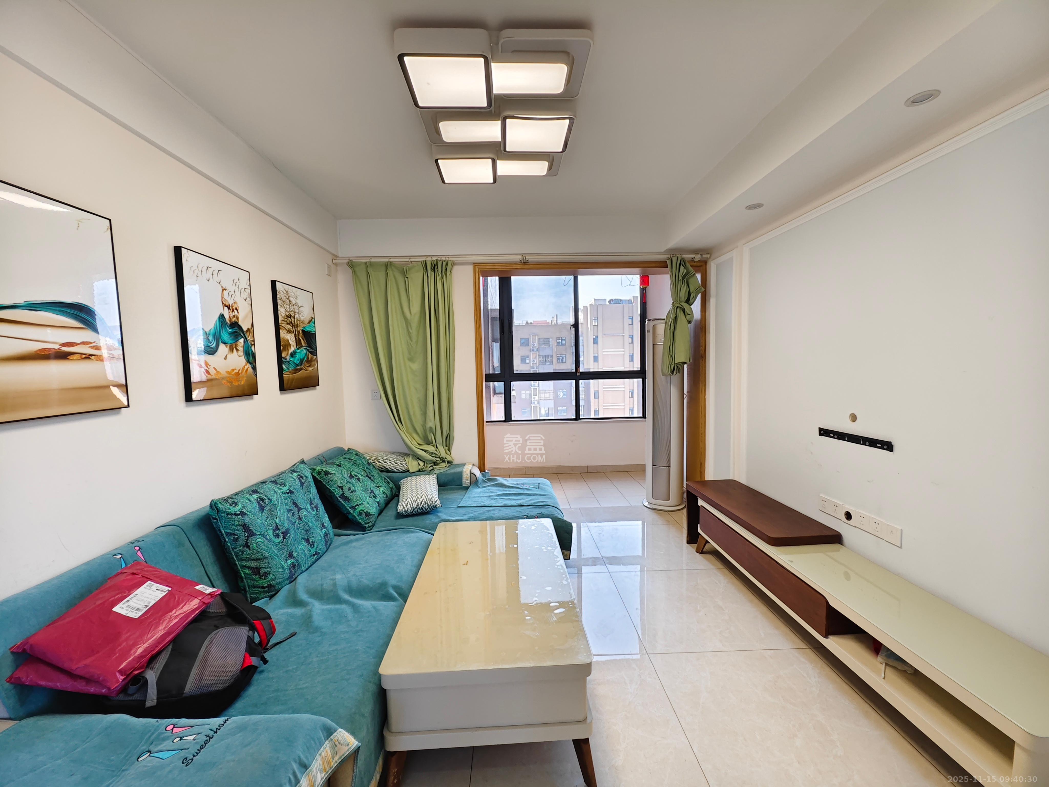 中国铁建国际城二期  3室2厅1卫    1800.0元/月室内图