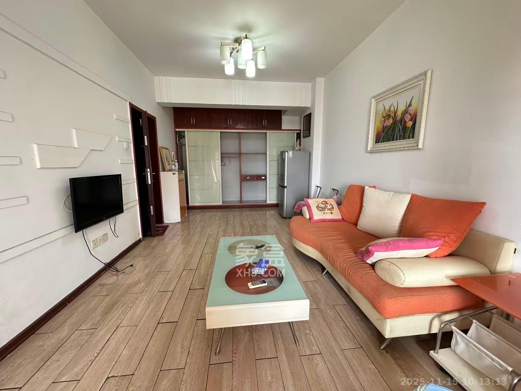 如果爱  1室1厅1卫    1400.0元/月室内图