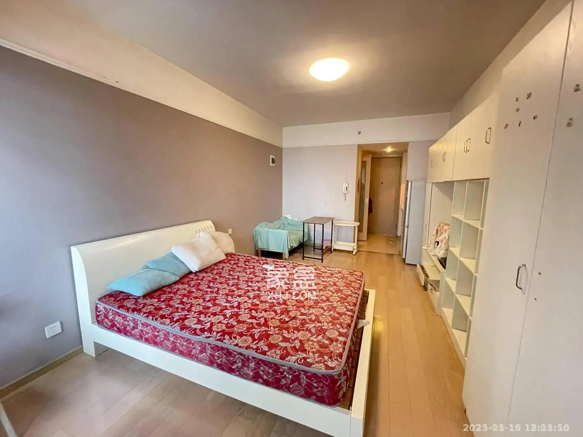 万科金色家园 1室1厅1卫 1100.0元/月 万科金色家园 1室1厅1卫 1100.0元/月室内图