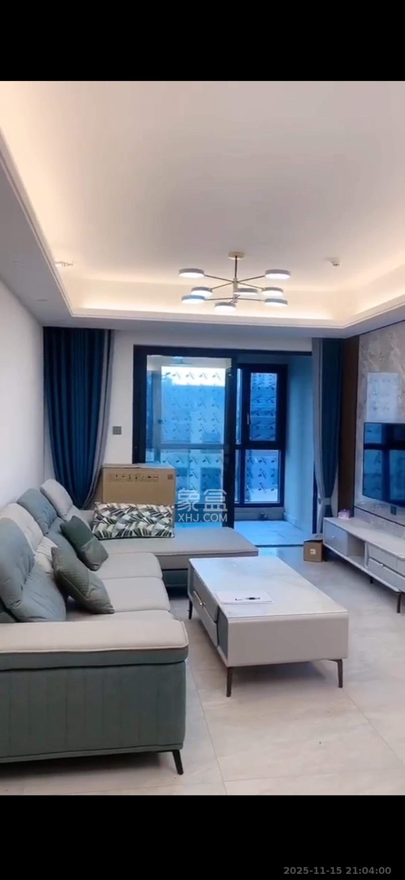 万科魅力之城天阔里  3室2厅2卫    2800.0元/月室内图