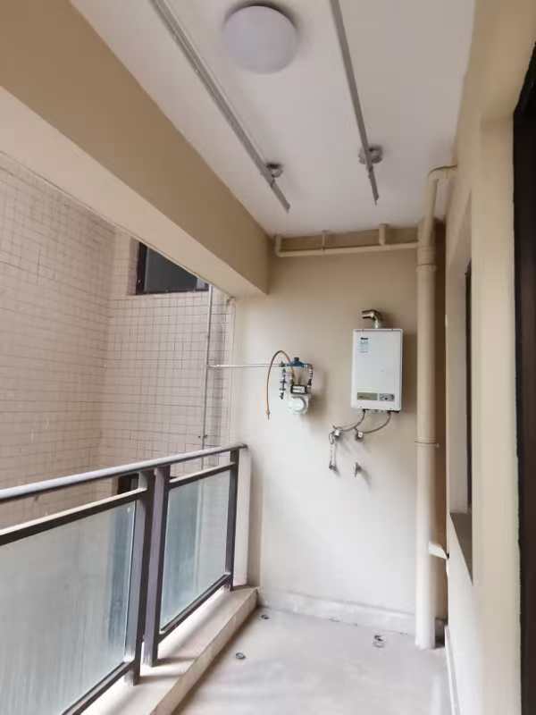 专家公寓  3室2厅1卫    2200.0元/月室内图