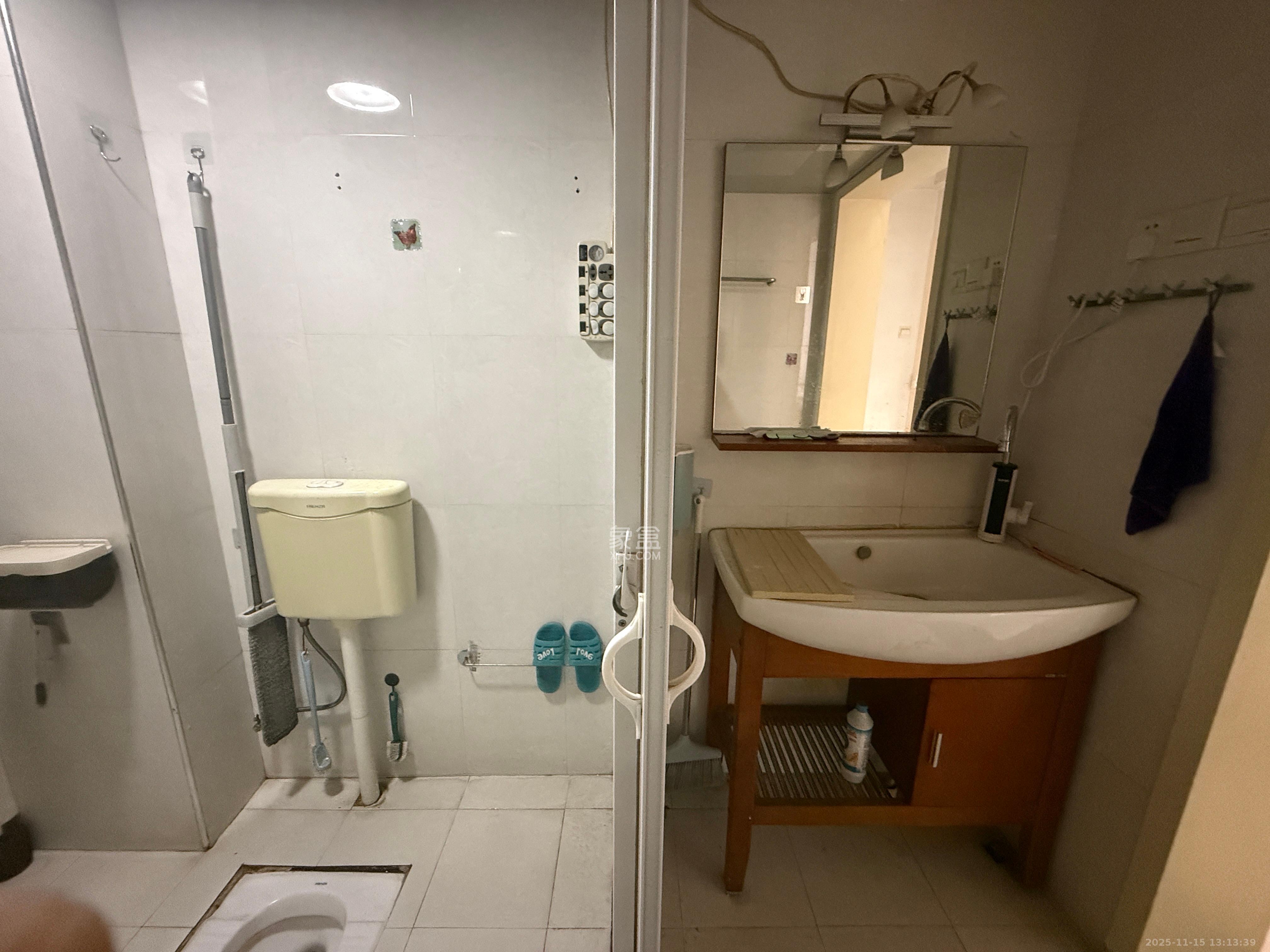 滨江君悦香邸  3室2厅2卫    3200.0元/月室内图