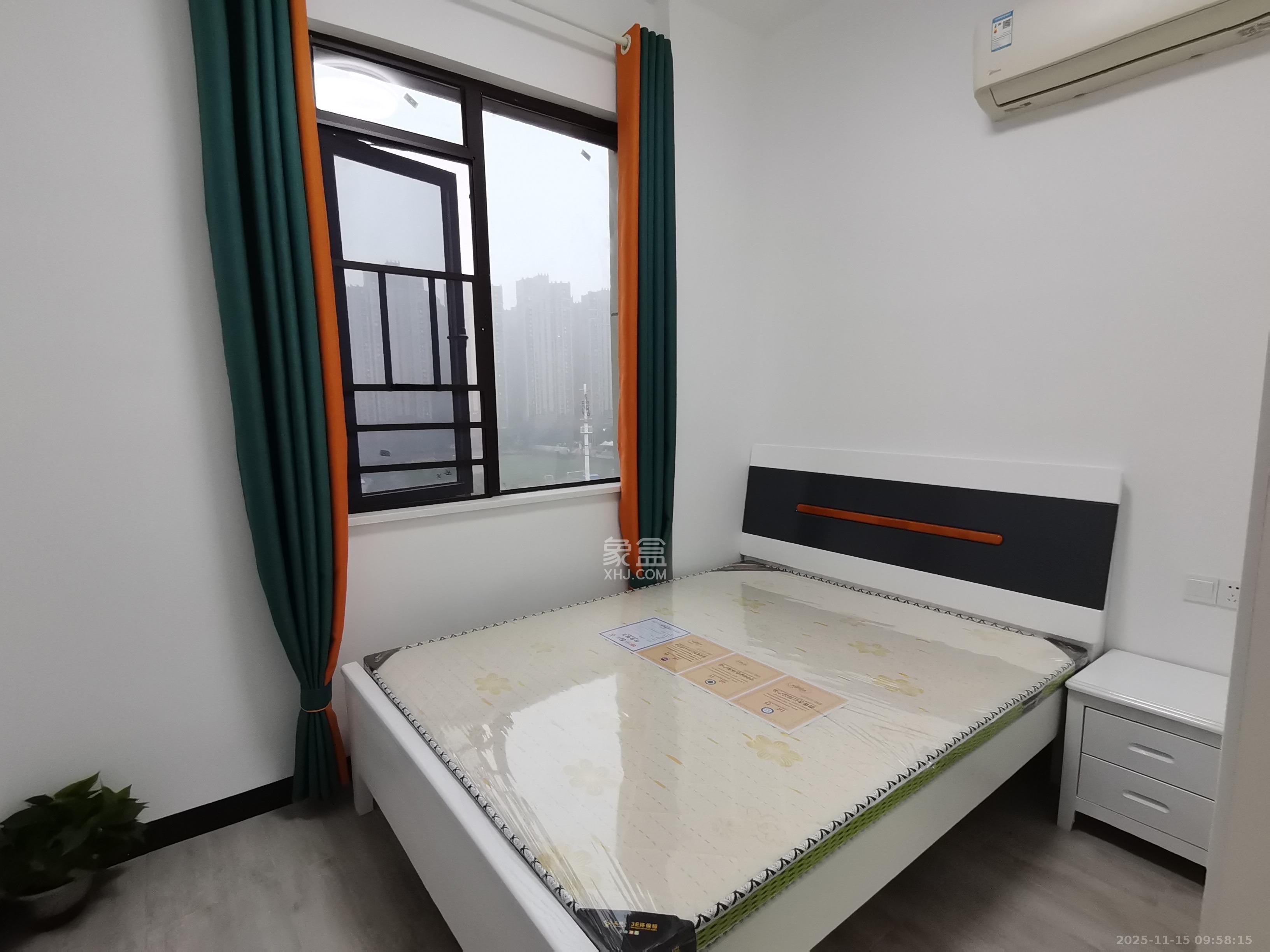 国泰九龙湾 2室2厅1卫 1700.0元/月 国泰九龙湾 2室2厅1卫 1700.0元/月室内图