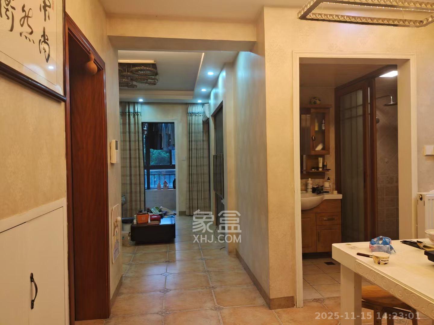 上峰苑（兰亭玥岛）  2室1厅1卫    2400.0元/月室内图