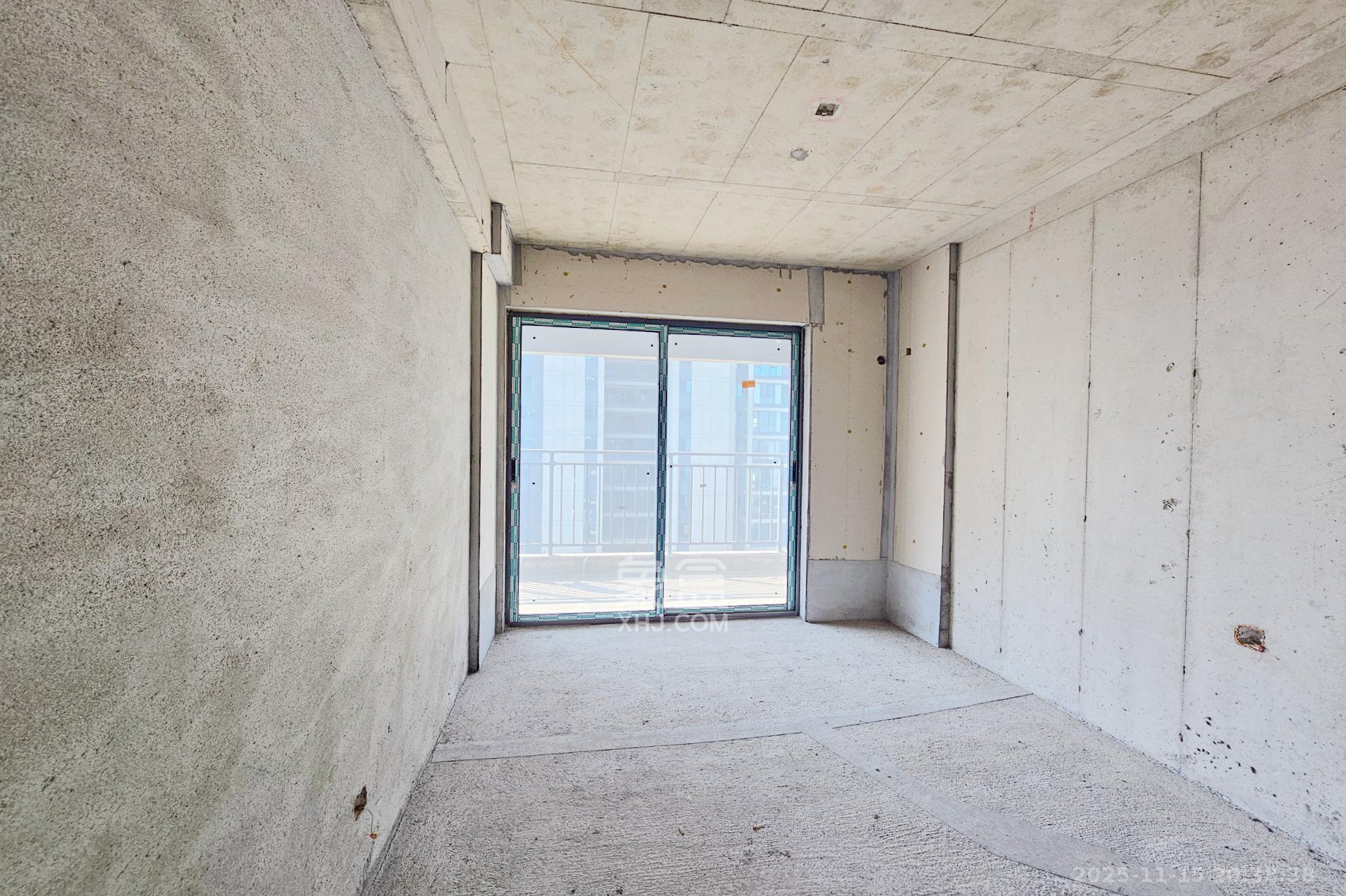 润和星河玥  3室1厅1卫    130.0万卧室