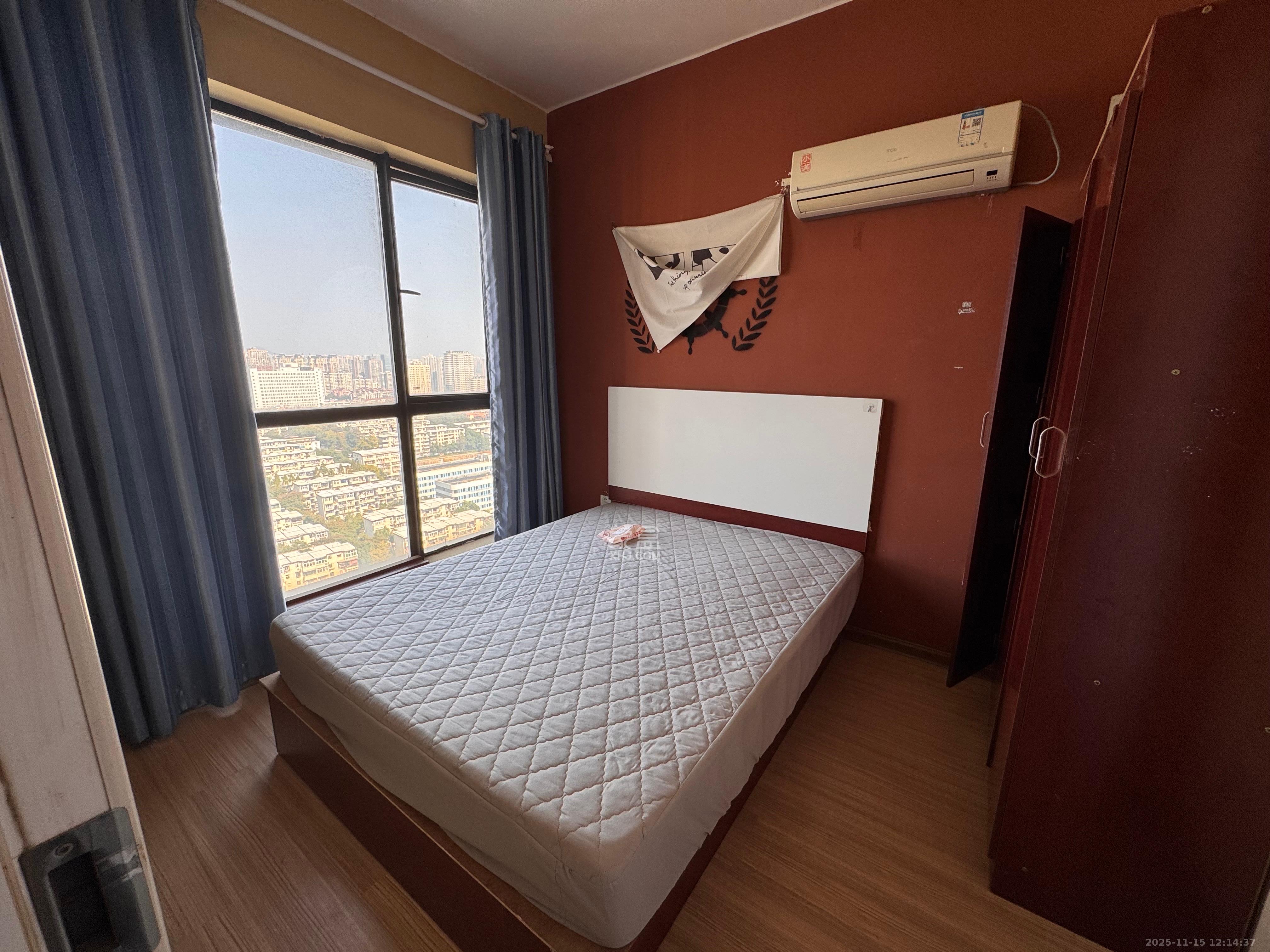 振业城二期 1室2厅1卫 2700.0元/月 振业城二期 1室2厅1卫 2700.0元/月室内图