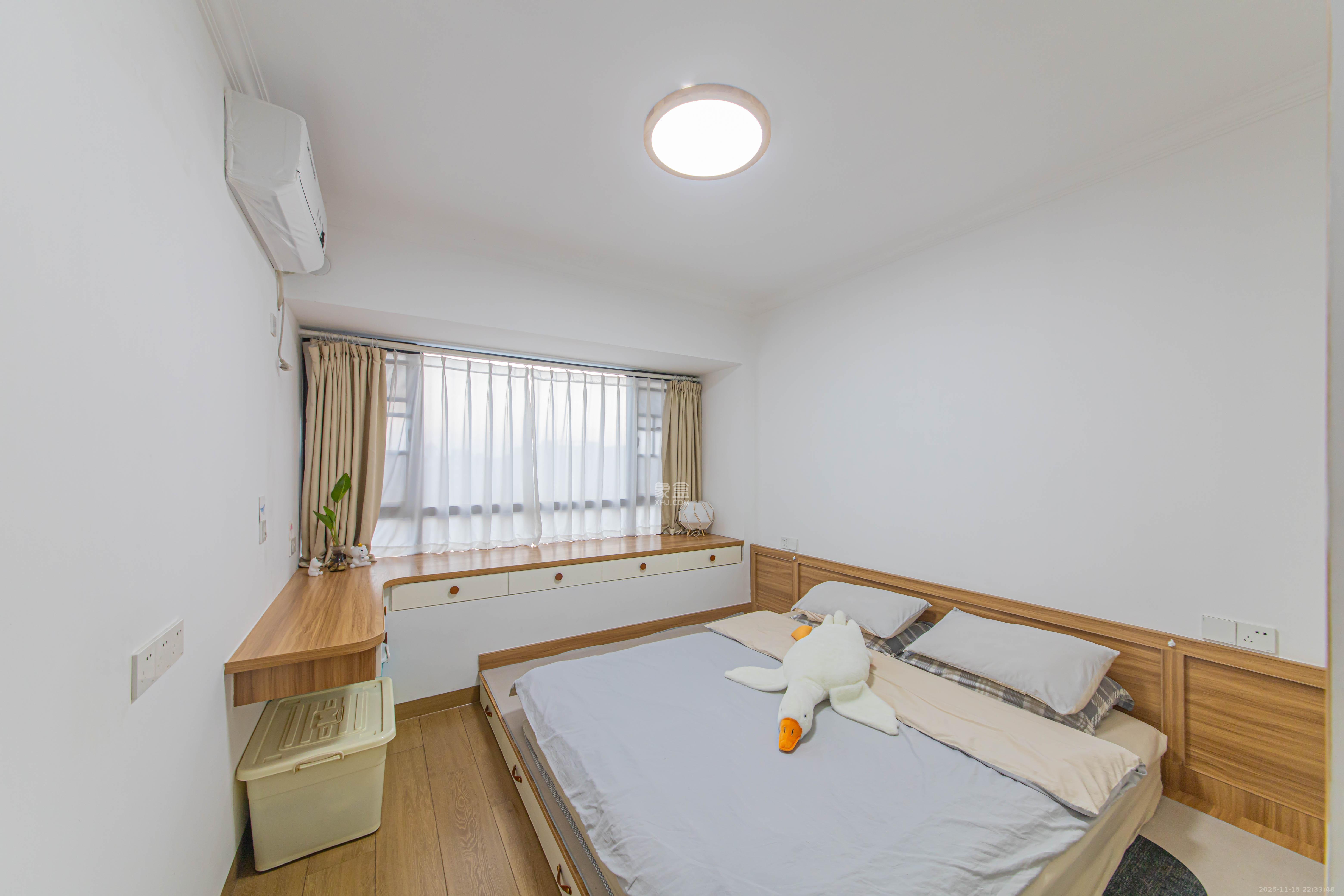 中信城市广场（中信新城一期）  2室2厅1卫    53.8万卧室