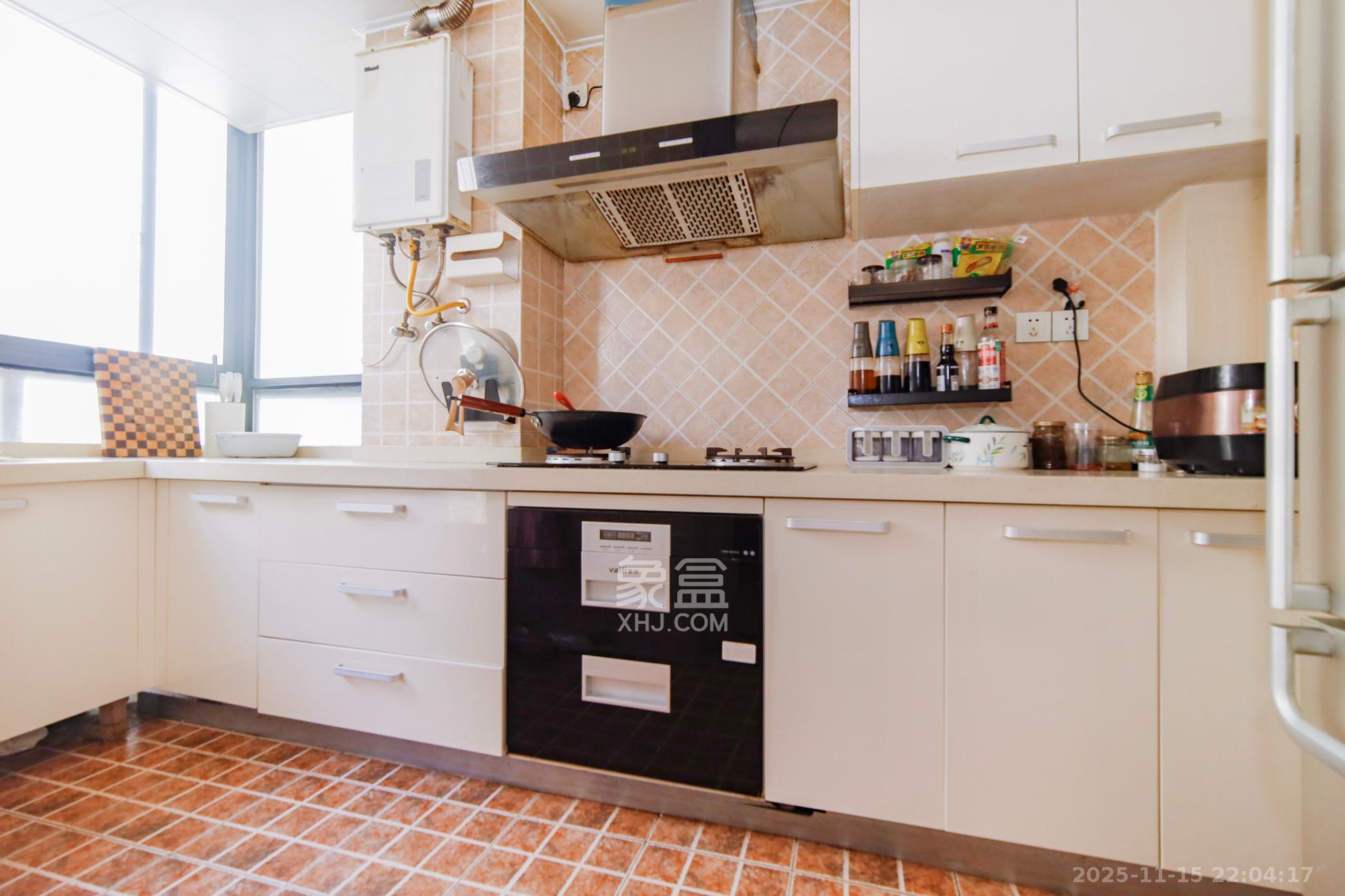 城南故事家园  3室2厅1卫    88.0万厨房