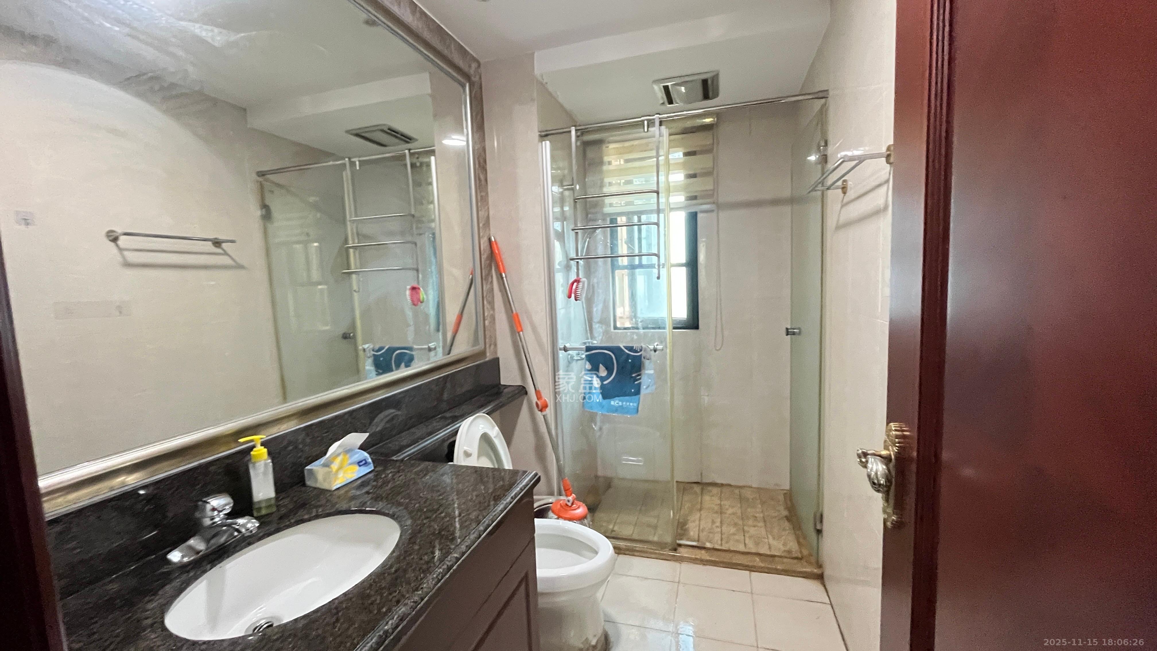 恒大雅苑 3室2厅1卫 2600.0元/月 恒大雅苑 3室2厅1卫 2600.0元/月室内图