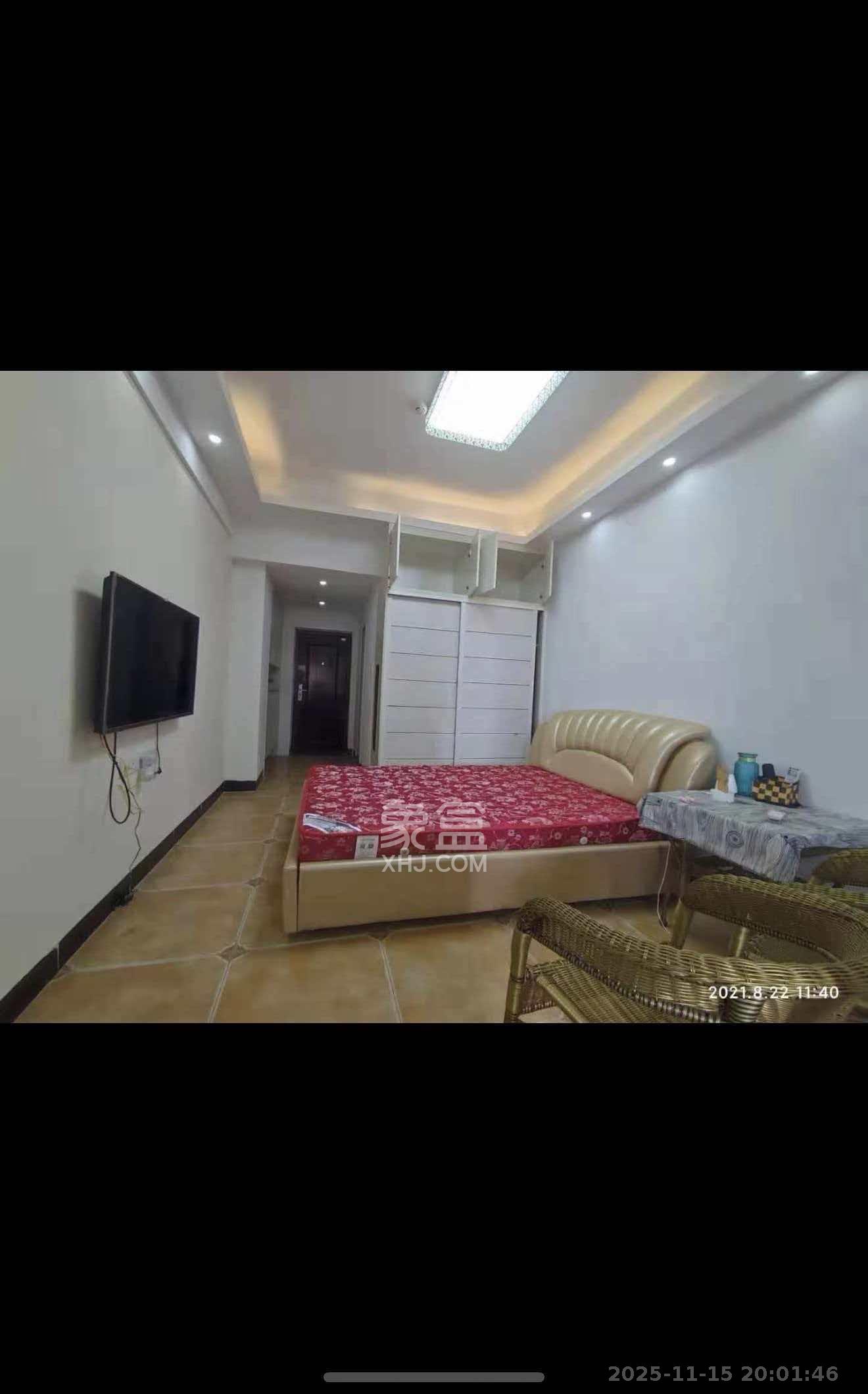 长房天翼未来城  1室1厅1卫    1500.0元/月