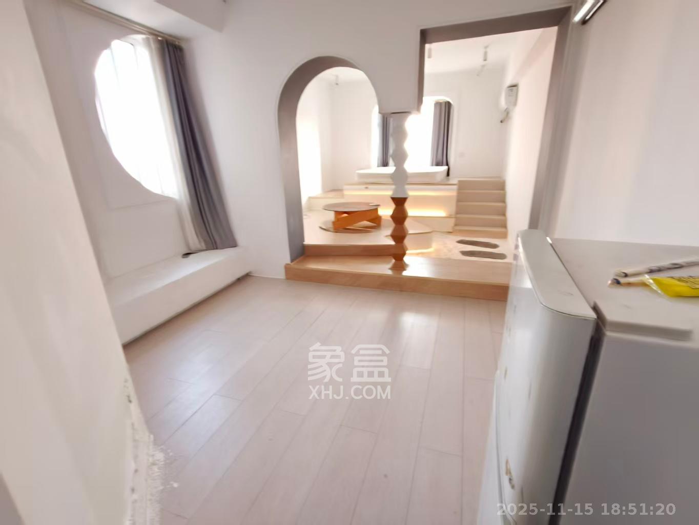 天心华庭 1室1厅1卫 2000.0元/月 天心华庭 1室1厅1卫 2000.0元/月室内图