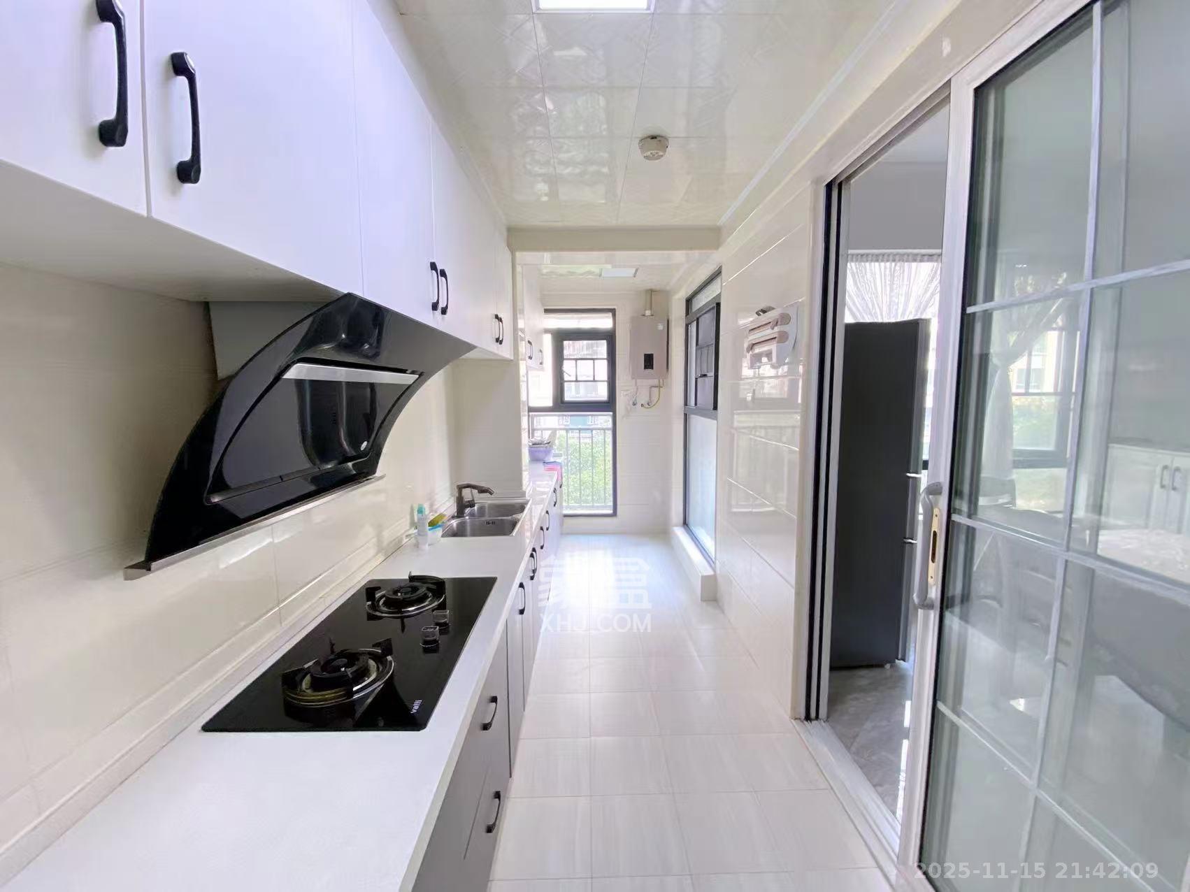 中海梅溪湖壹号  4室2厅2卫    3000.0元/月室内图