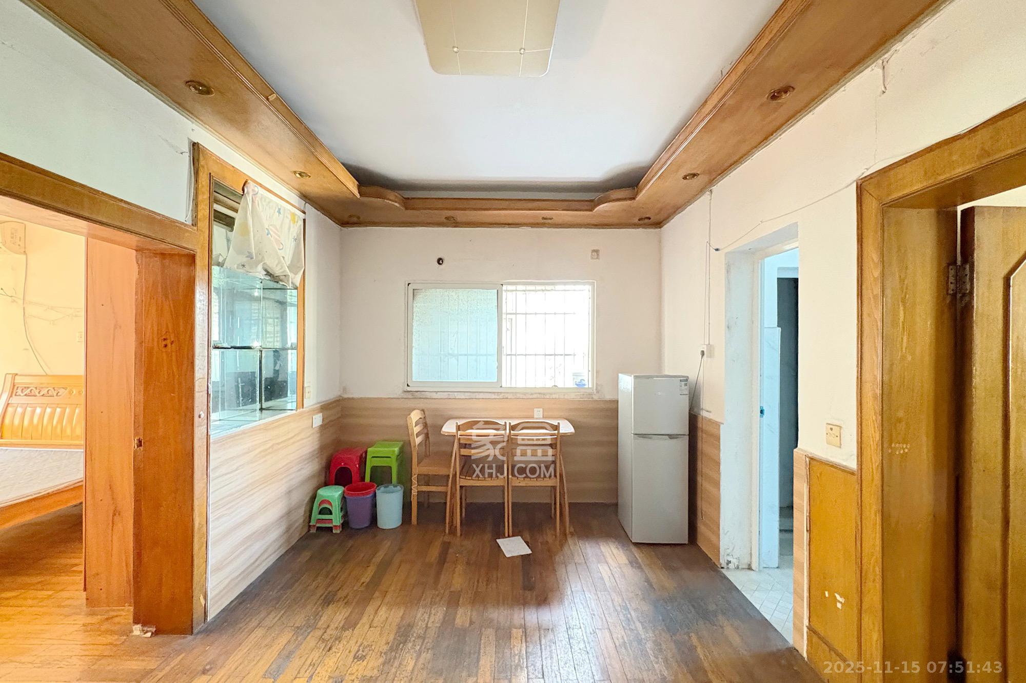 茅亭子  2室1厅1卫    1800.0元/月室内图