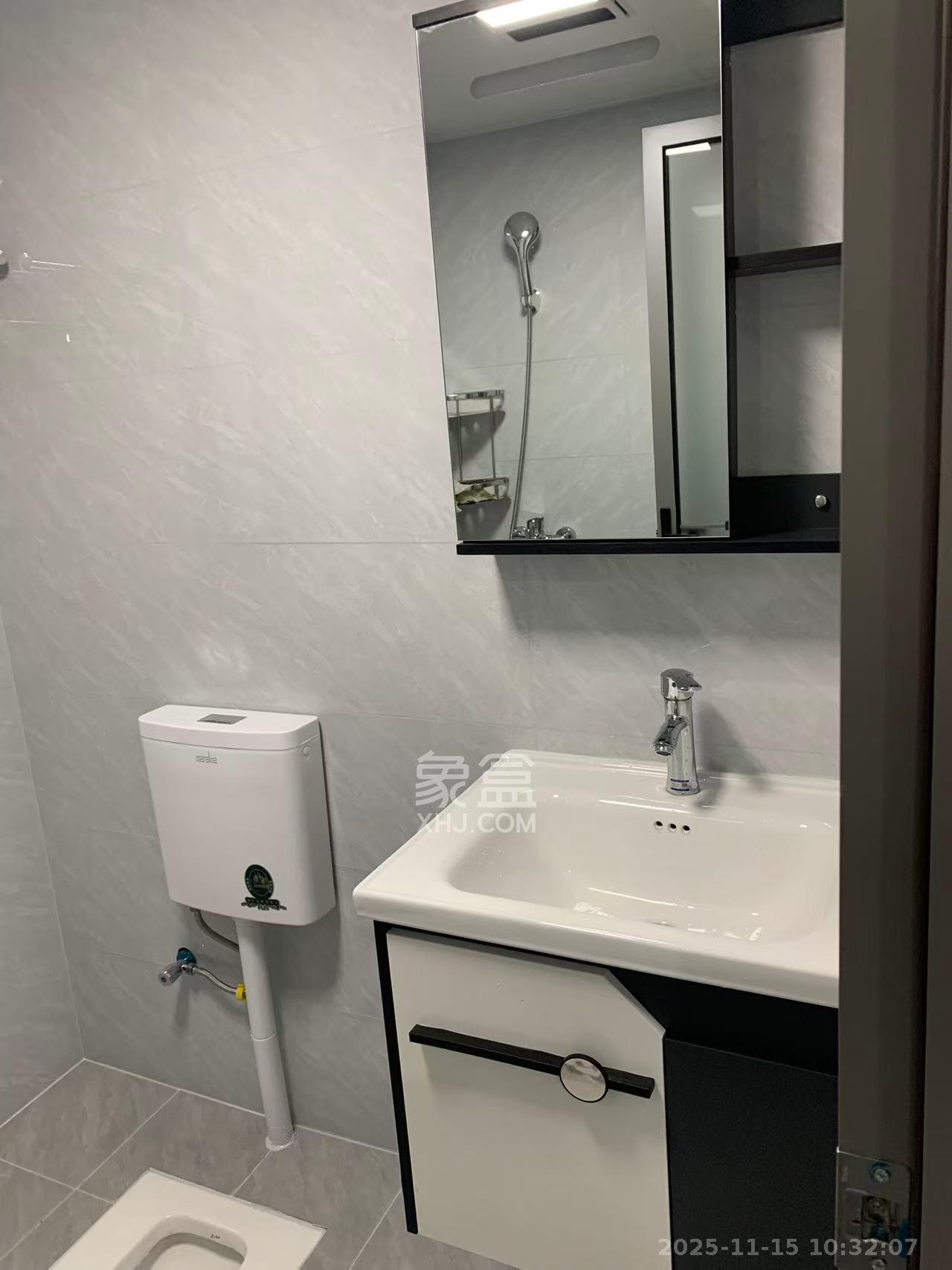 旭日嘉苑  2室2厅1卫    2200.0元/月室内图