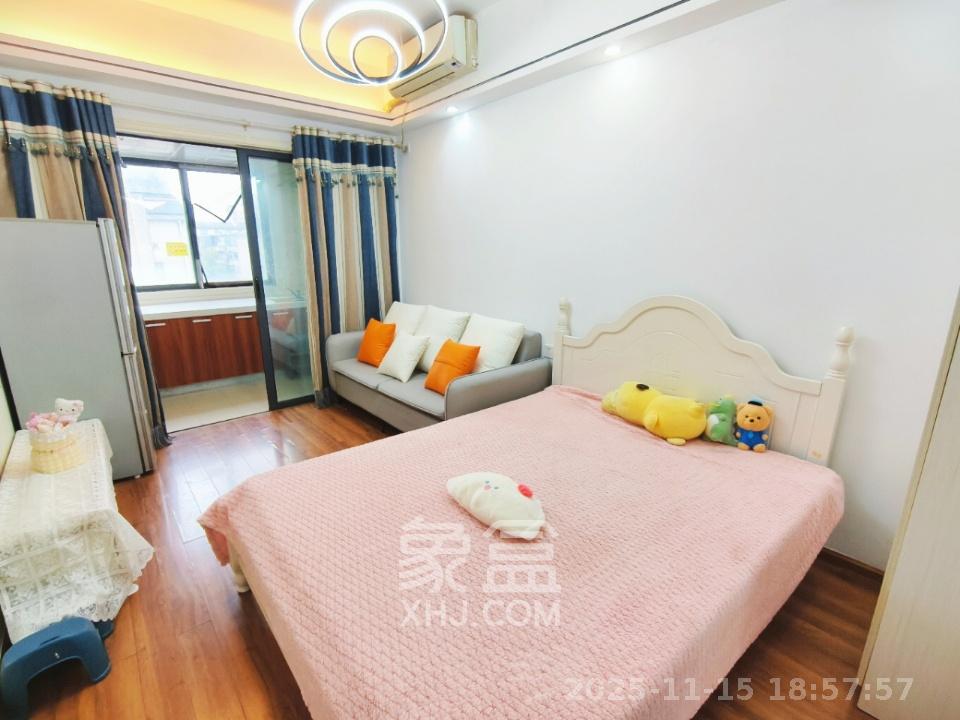 中建木莲工社 1室1厅1卫 1700.0元/月 中建木莲工社 1室1厅1卫 1700.0元/月室内图