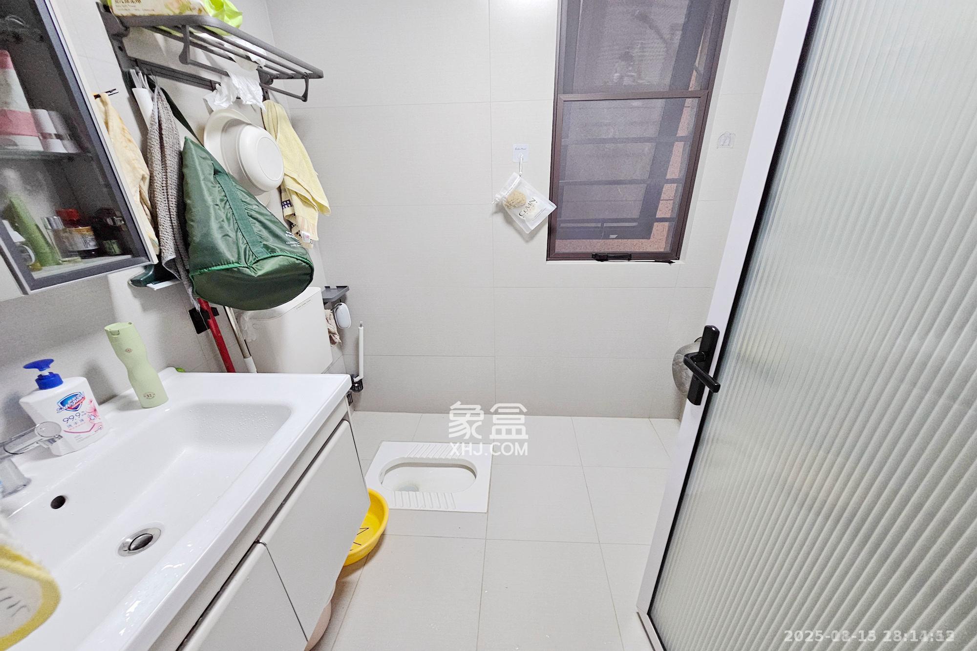 明昇壹城（明昇时代广场）二期  3室2厅2卫    3600.0元/月室内图