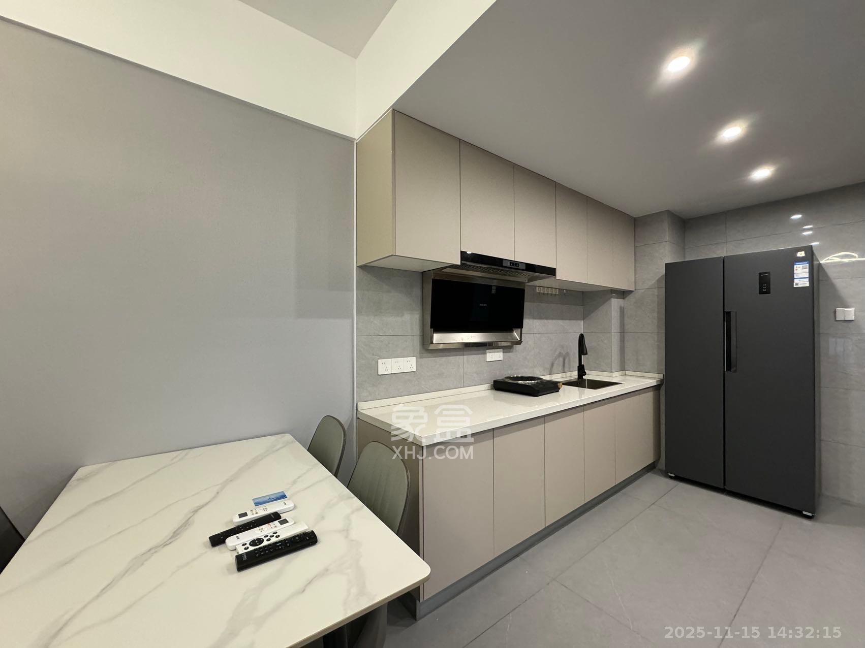 碧桂园城市之光 2室1厅1卫 2600.0元/月 碧桂园城市之光 2室1厅1卫 2600.0元/月室内图