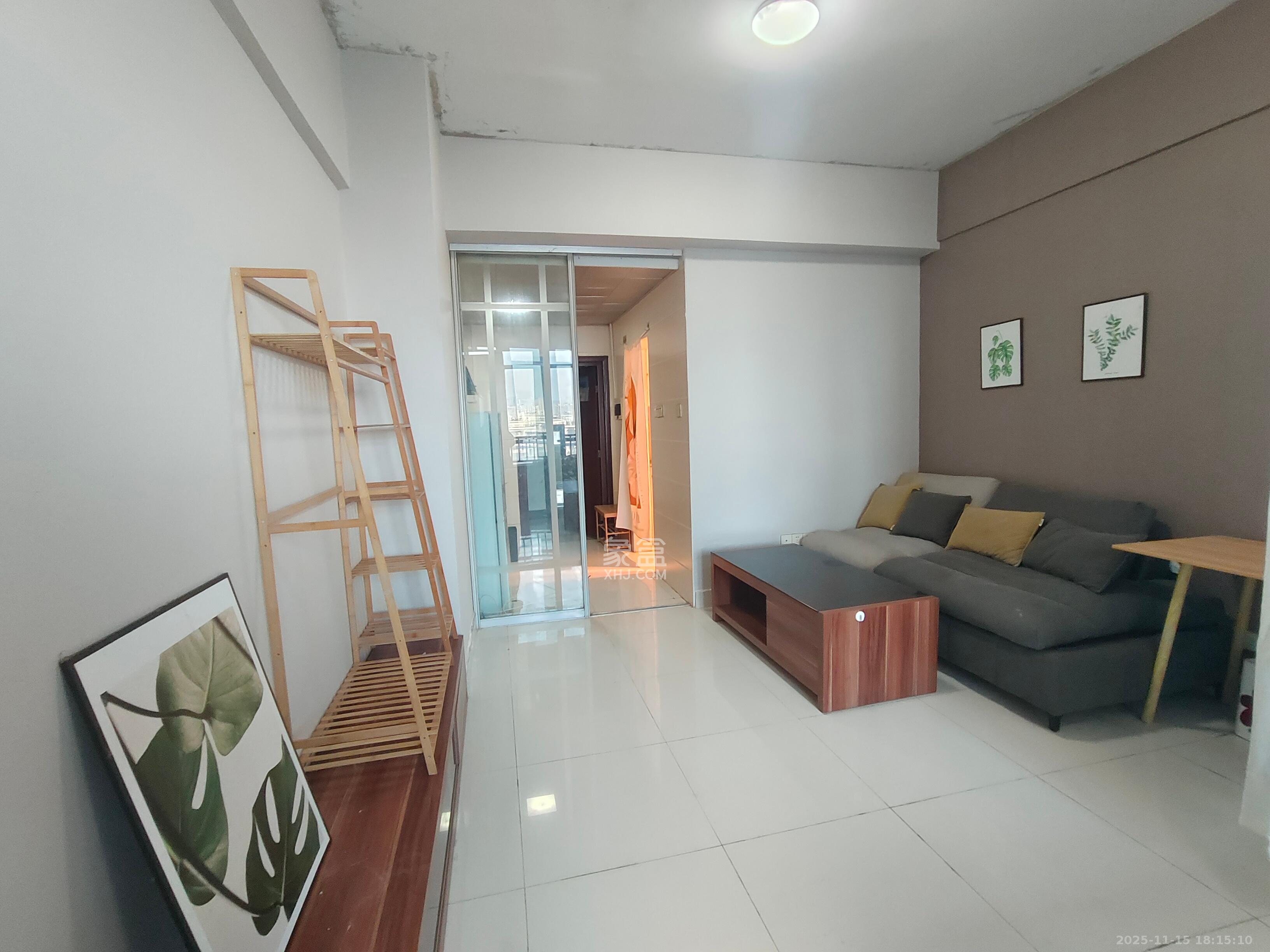 融圣国际  1室1厅1卫    1500.0元/月室内图