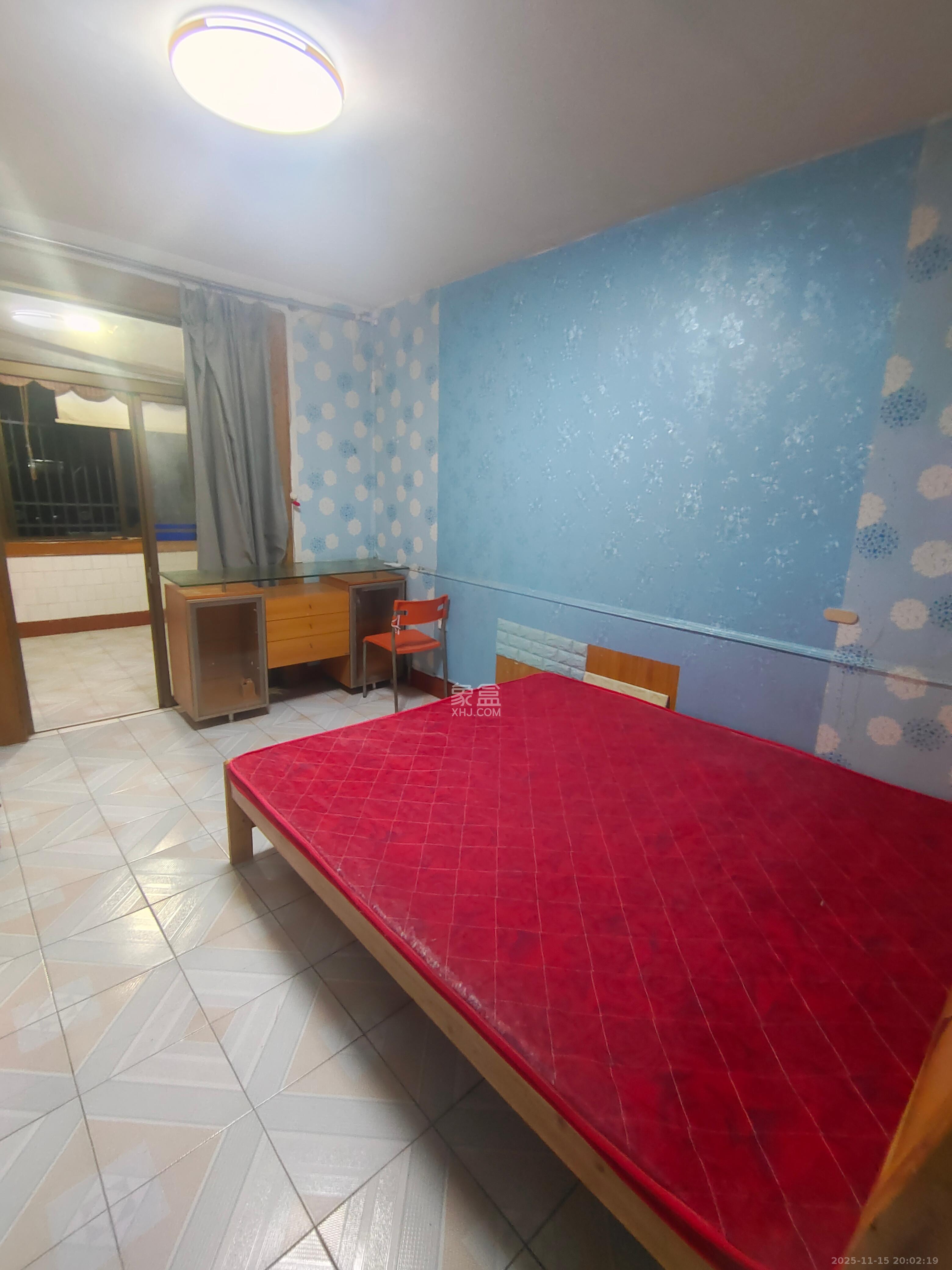 荷花园邮政物流公司单位宿舍  2室1厅1卫    1600.0元/月室内图