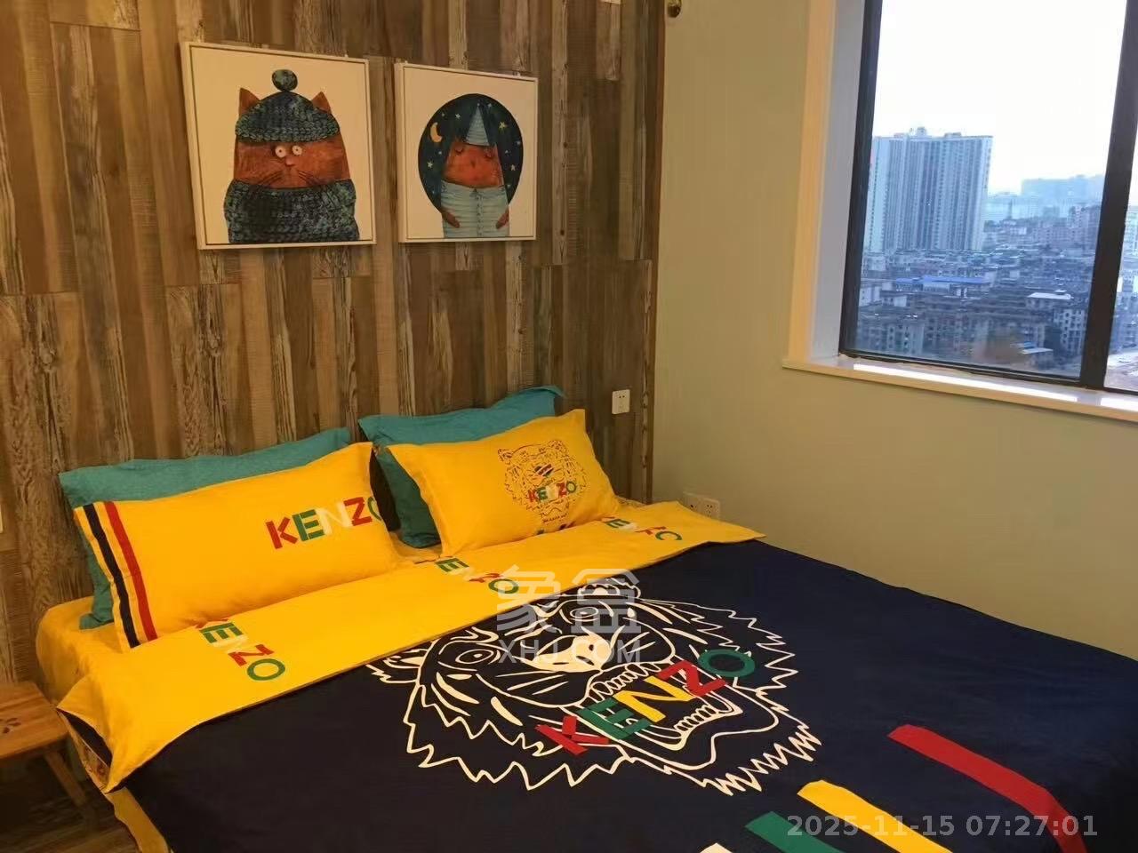 新时代广场  2室1厅1卫    2300.0元/月